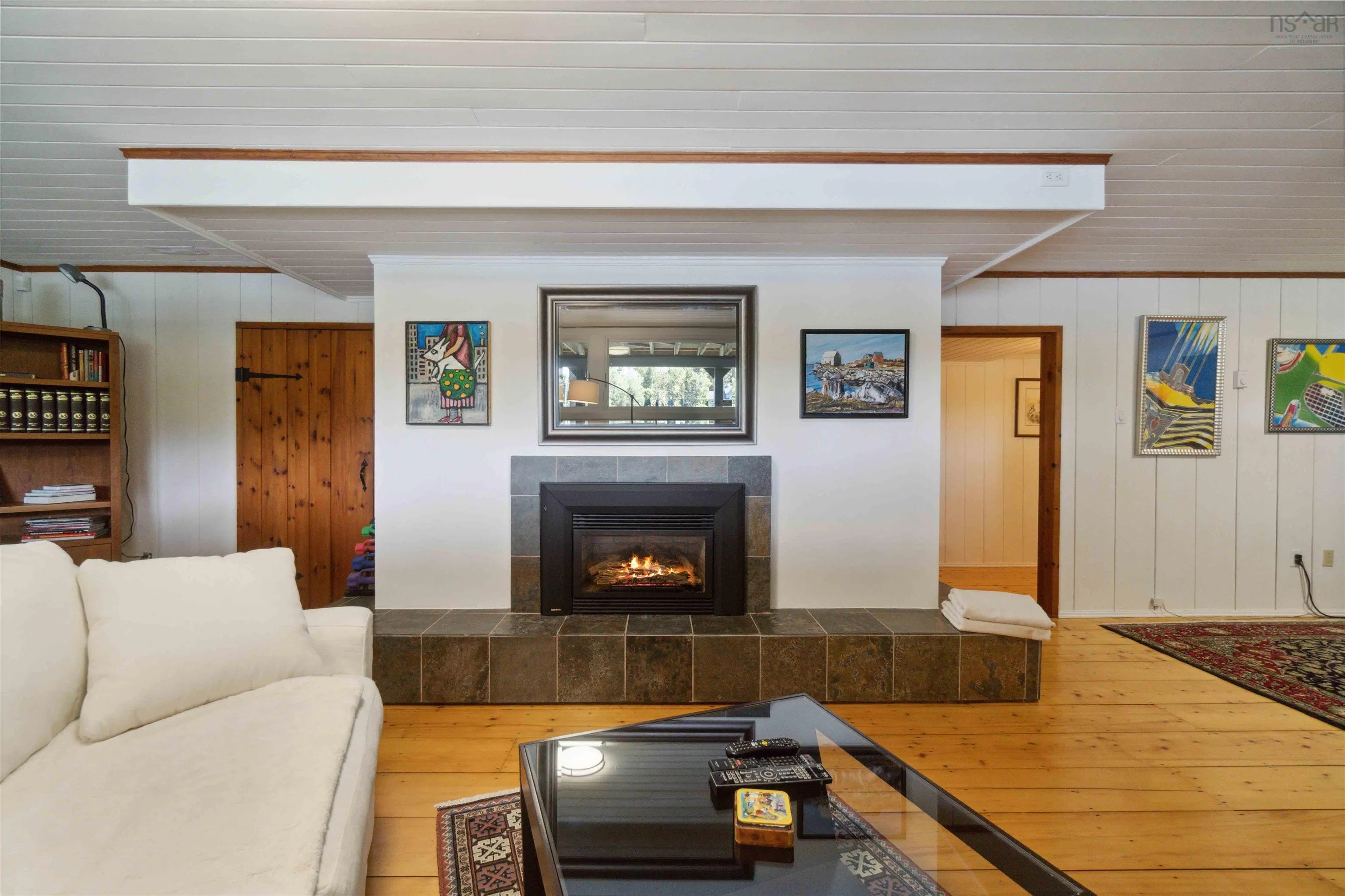 1077 Shore Drive, Bedford Ns B4a 2e6, 3 Bedrooms Bedrooms, ,3 BathroomsBathrooms,Residential,For Sale,Shore,202413677