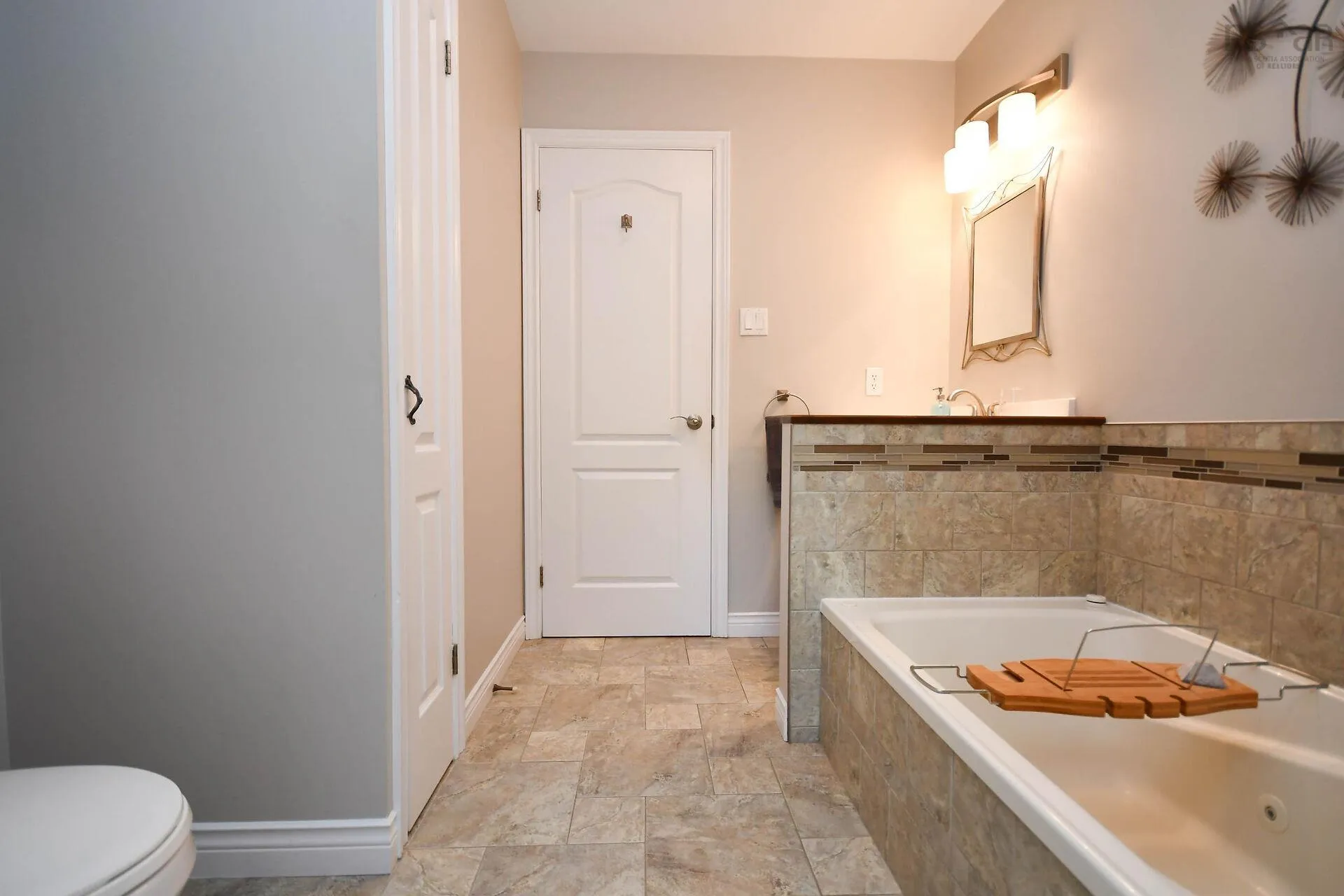 31 Barry Crescent, Herring Cove, NS B3R 2L7, 3 Bedrooms Bedrooms, ,3 BathroomsBathrooms,Residential,For Sale,Barry,202519013
