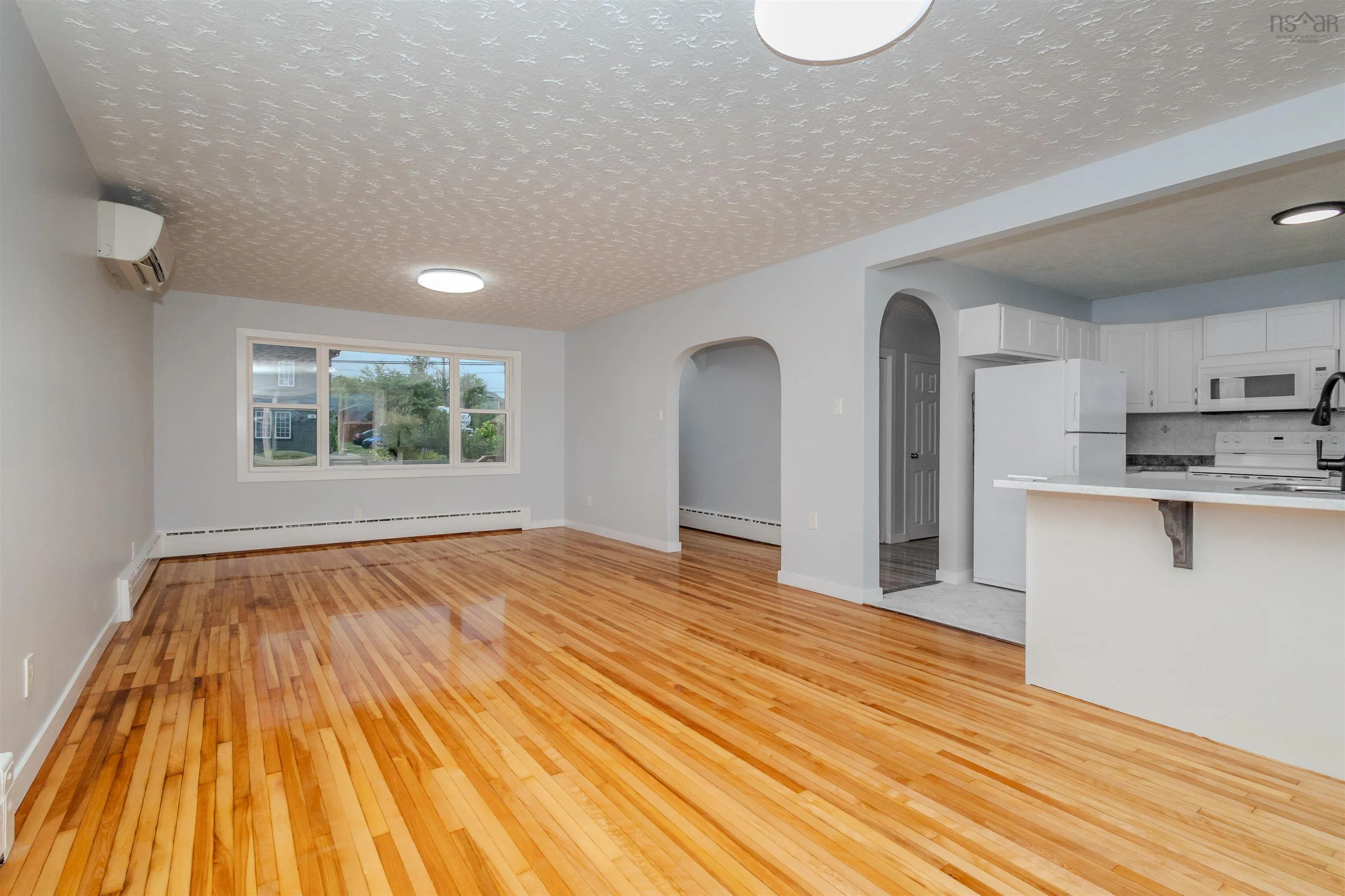 46 Catherine Street, Sydney, NS B1N 2W1, 3 Bedrooms Bedrooms, ,2 BathroomsBathrooms,Residential,For Sale,Catherine,202521599