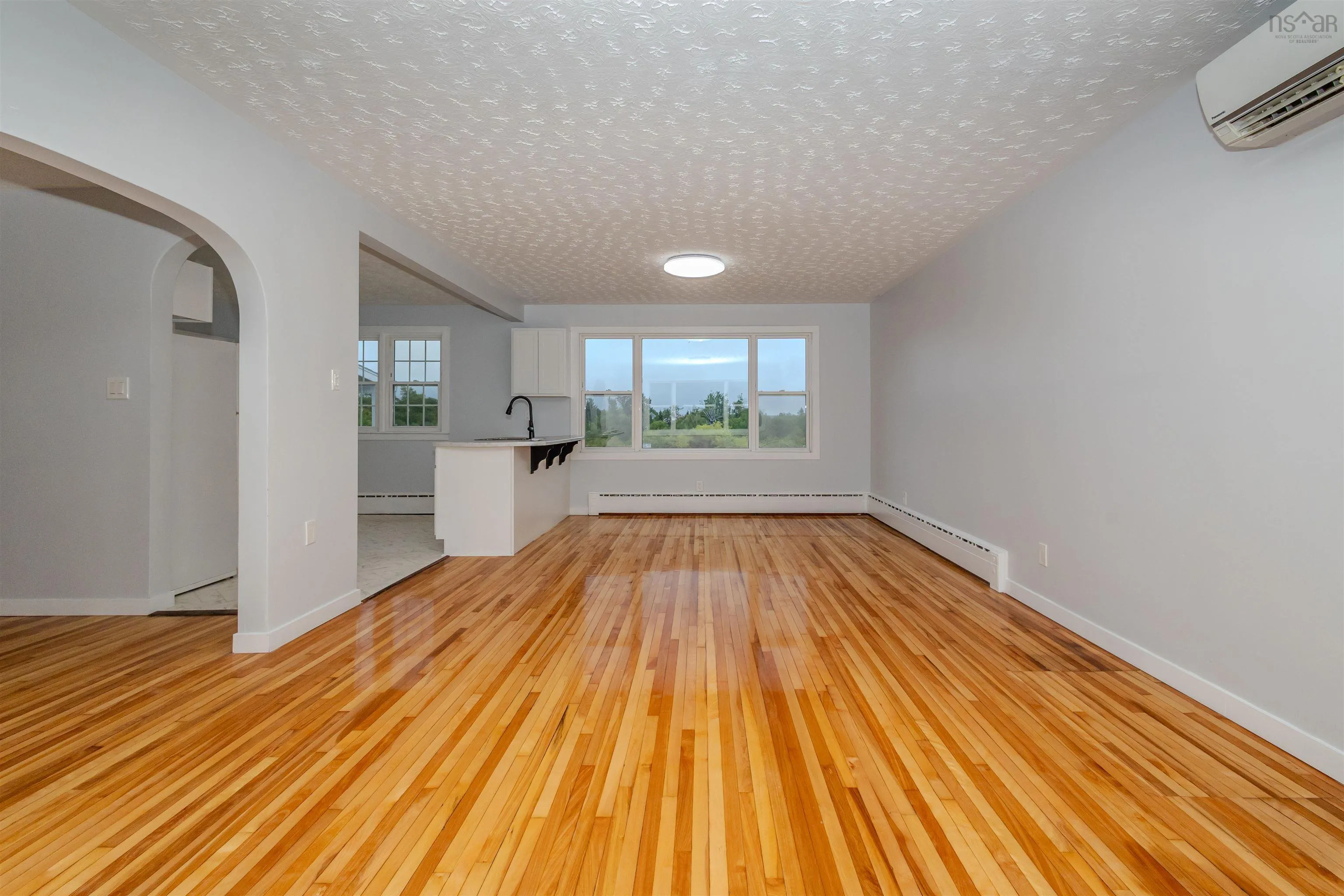 46 Catherine Street, Sydney, NS B1N 2W1, 3 Bedrooms Bedrooms, ,2 BathroomsBathrooms,Residential,For Sale,Catherine,202521599