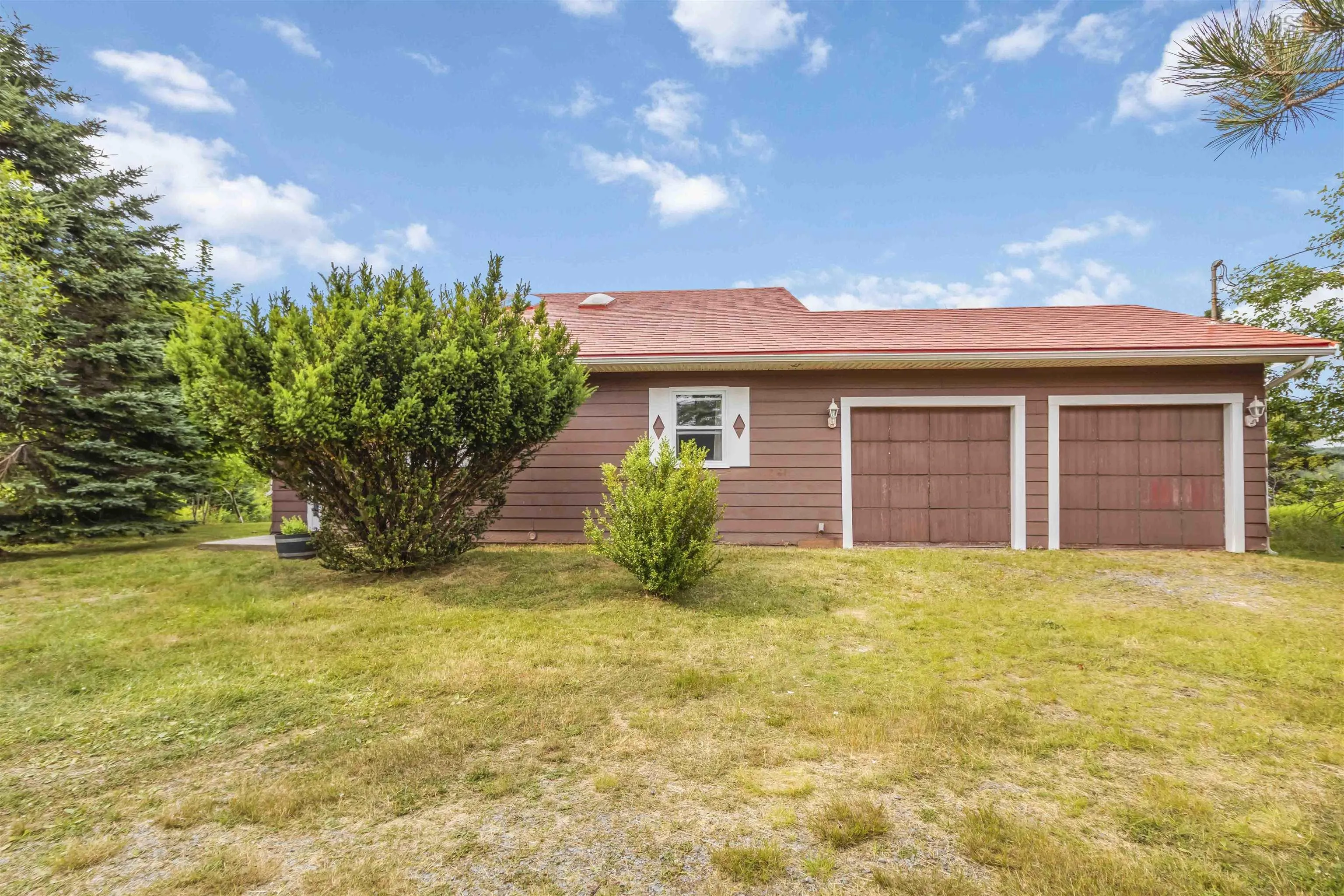195 Bellefontaine Road, Middle Porters Lake, NS B3E 1K7, 3 Bedrooms Bedrooms, ,2 BathroomsBathrooms,Residential,For Sale,Bellefontaine,202517960
