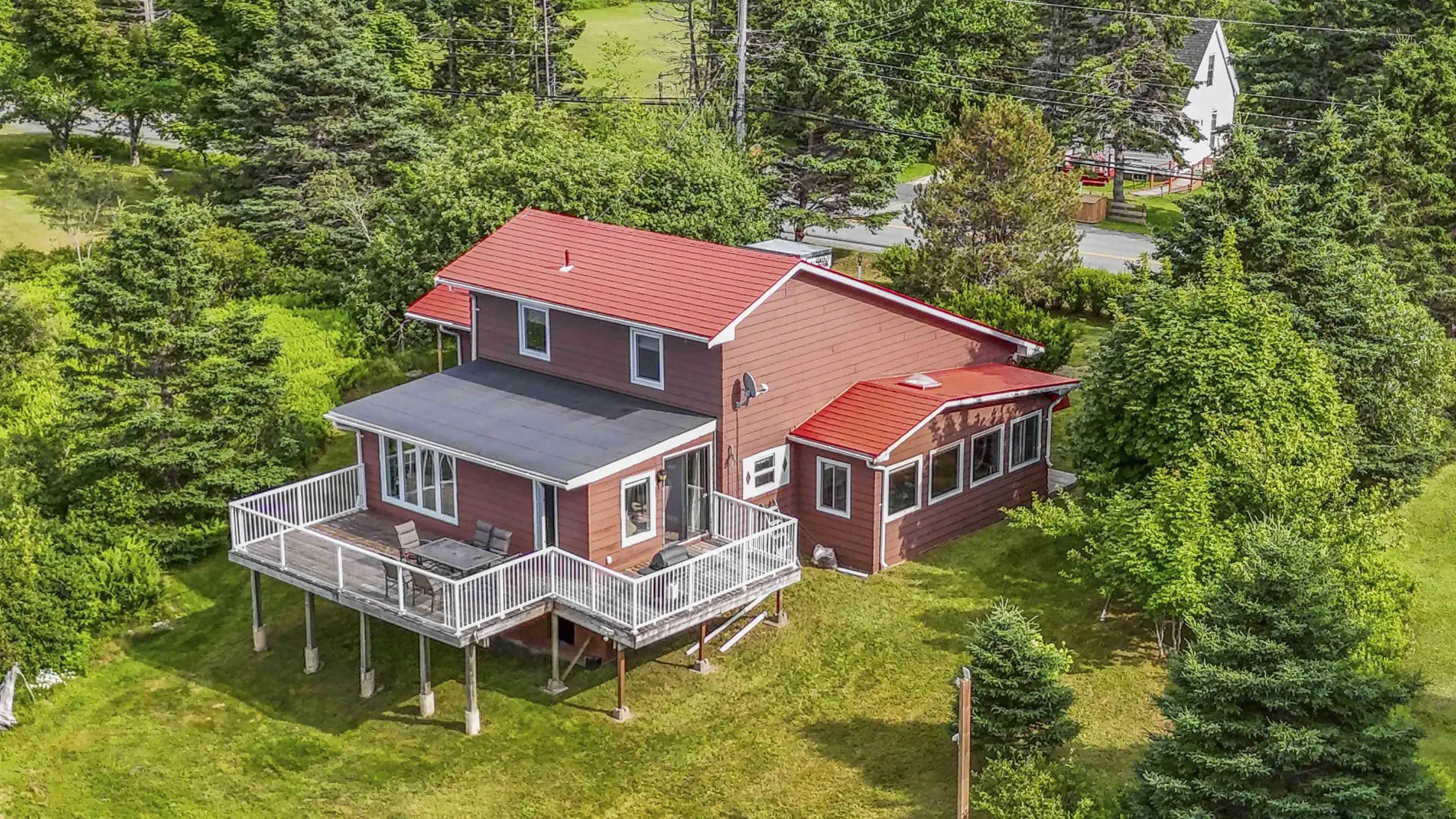 195 Bellefontaine Road, Middle Porters Lake, NS B3E 1K7, 3 Bedrooms Bedrooms, ,2 BathroomsBathrooms,Residential,For Sale,Bellefontaine,202517960