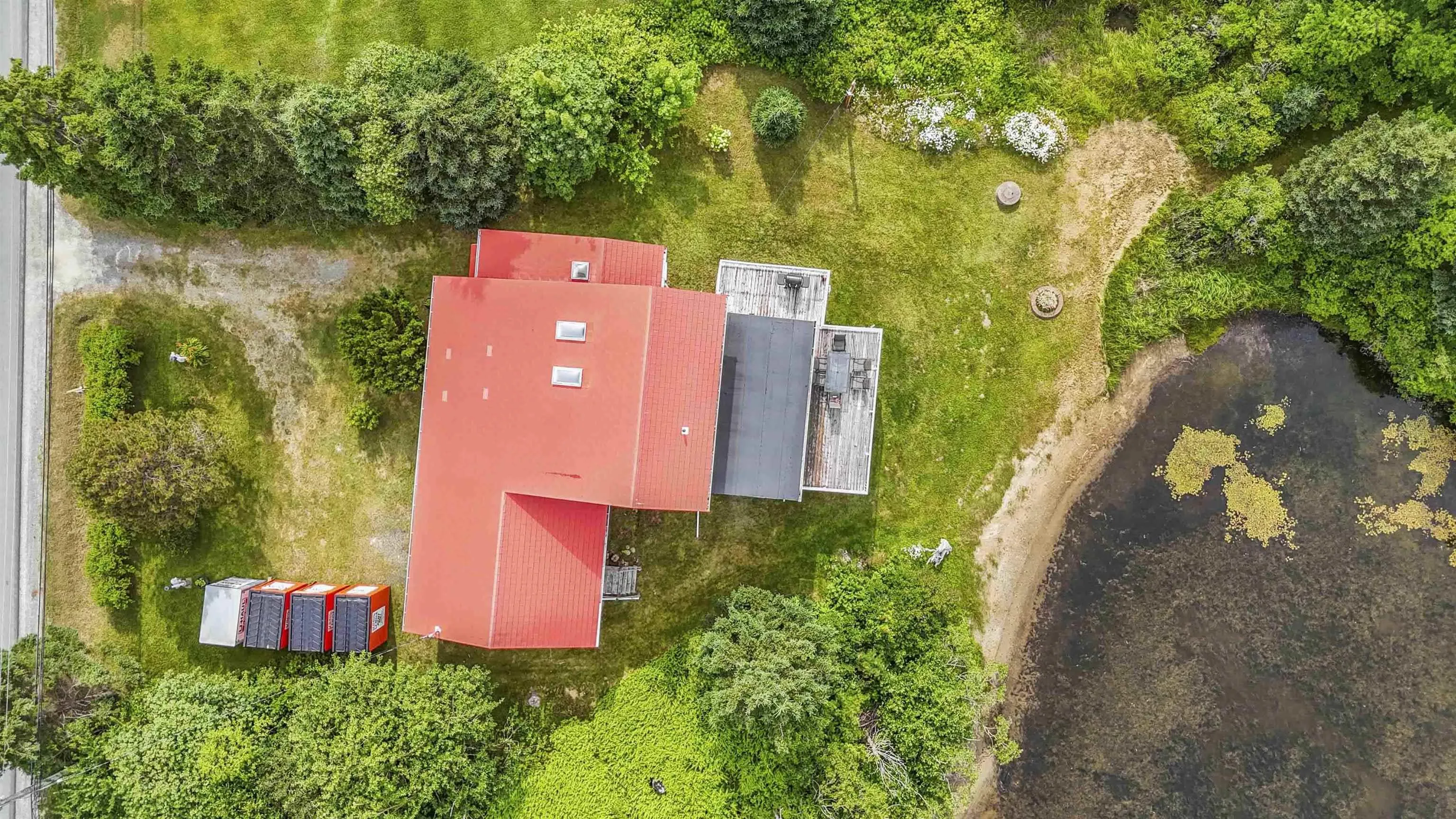 195 Bellefontaine Road, Middle Porters Lake, NS B3E 1K7, 3 Bedrooms Bedrooms, ,2 BathroomsBathrooms,Residential,For Sale,Bellefontaine,202517960