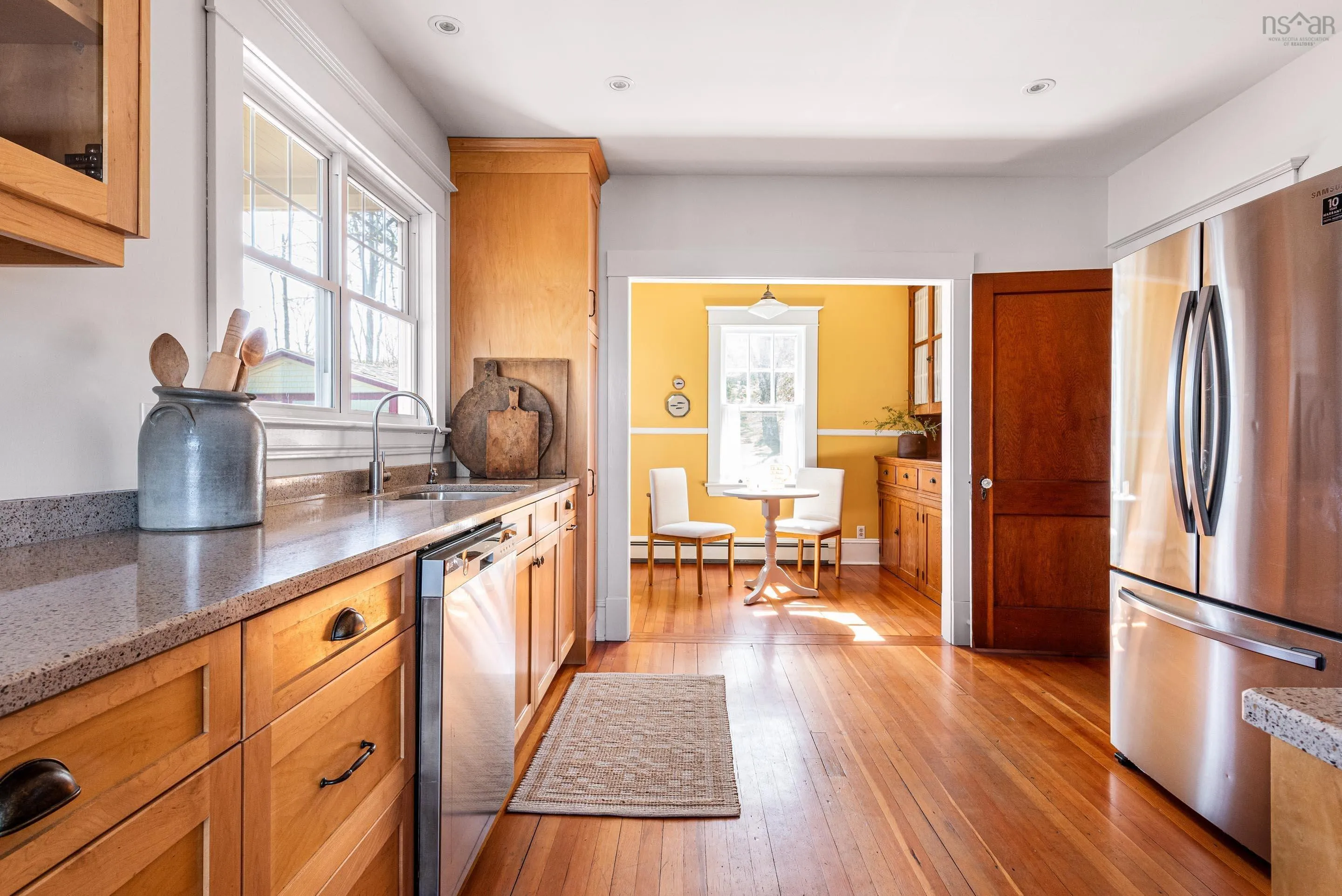 9957 Peggys Cove Road, Hacketts Cove, NS B3Z 3J4, 5 Bedrooms Bedrooms, ,3 BathroomsBathrooms,Residential,For Sale,Peggys Cove,202520672
