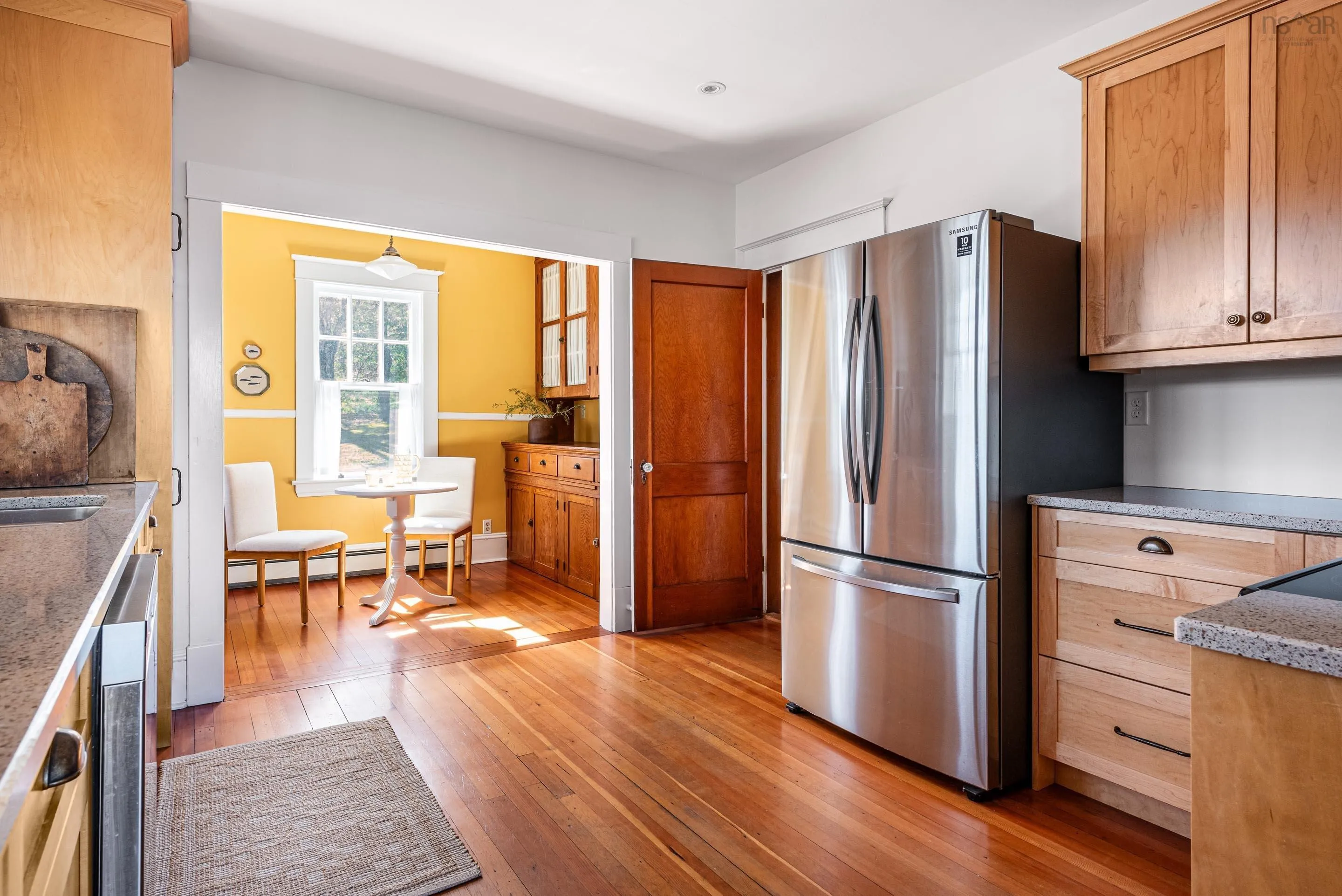 9957 Peggys Cove Road, Hacketts Cove, NS B3Z 3J4, 5 Bedrooms Bedrooms, ,3 BathroomsBathrooms,Residential,For Sale,Peggys Cove,202520672