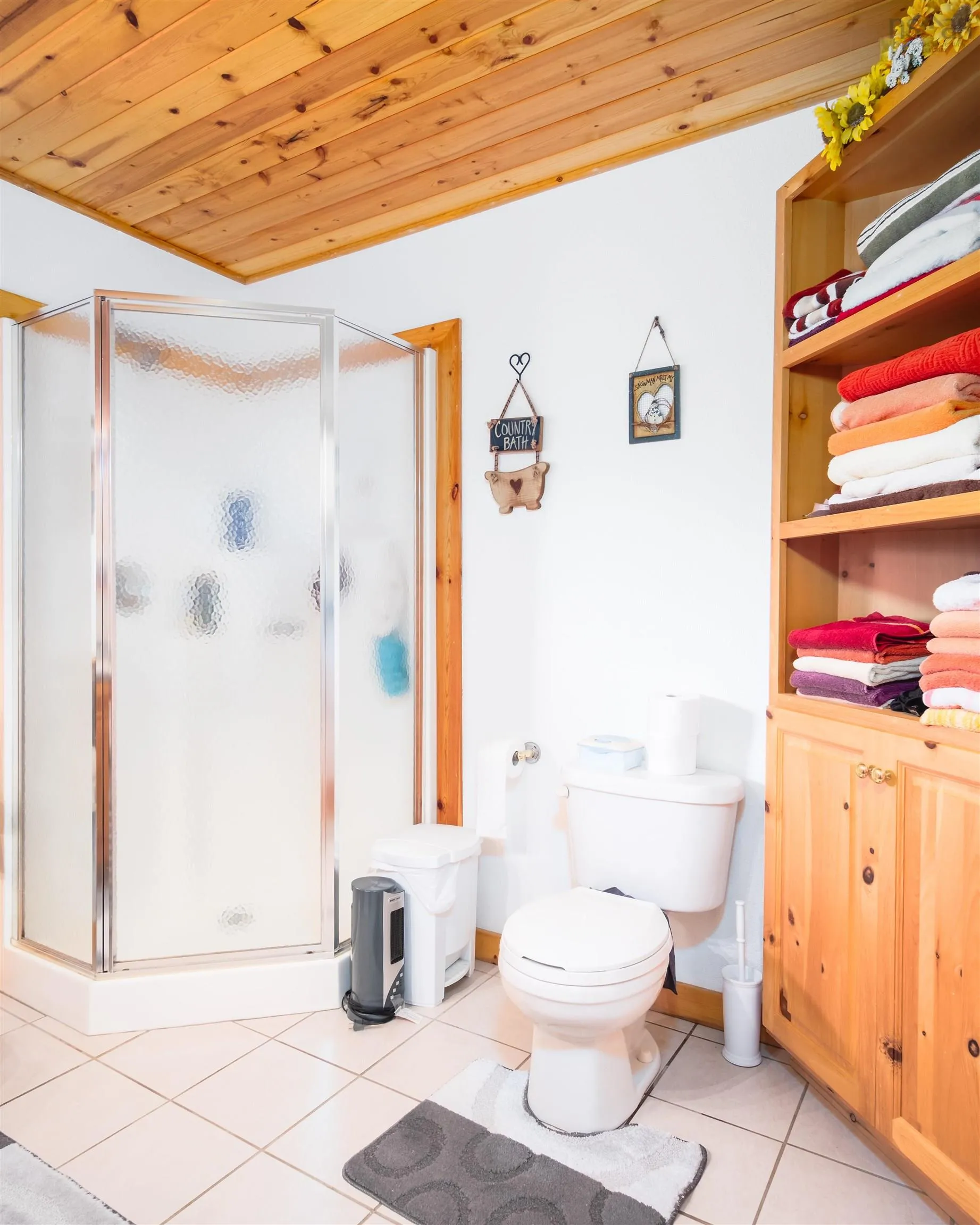 2932 Cape Gegogan Road, Goldenville Ns B0j 3c0, 7 Bedrooms Bedrooms, ,3 BathroomsBathrooms,Residential,For Sale,Cape Gegogan,202417889