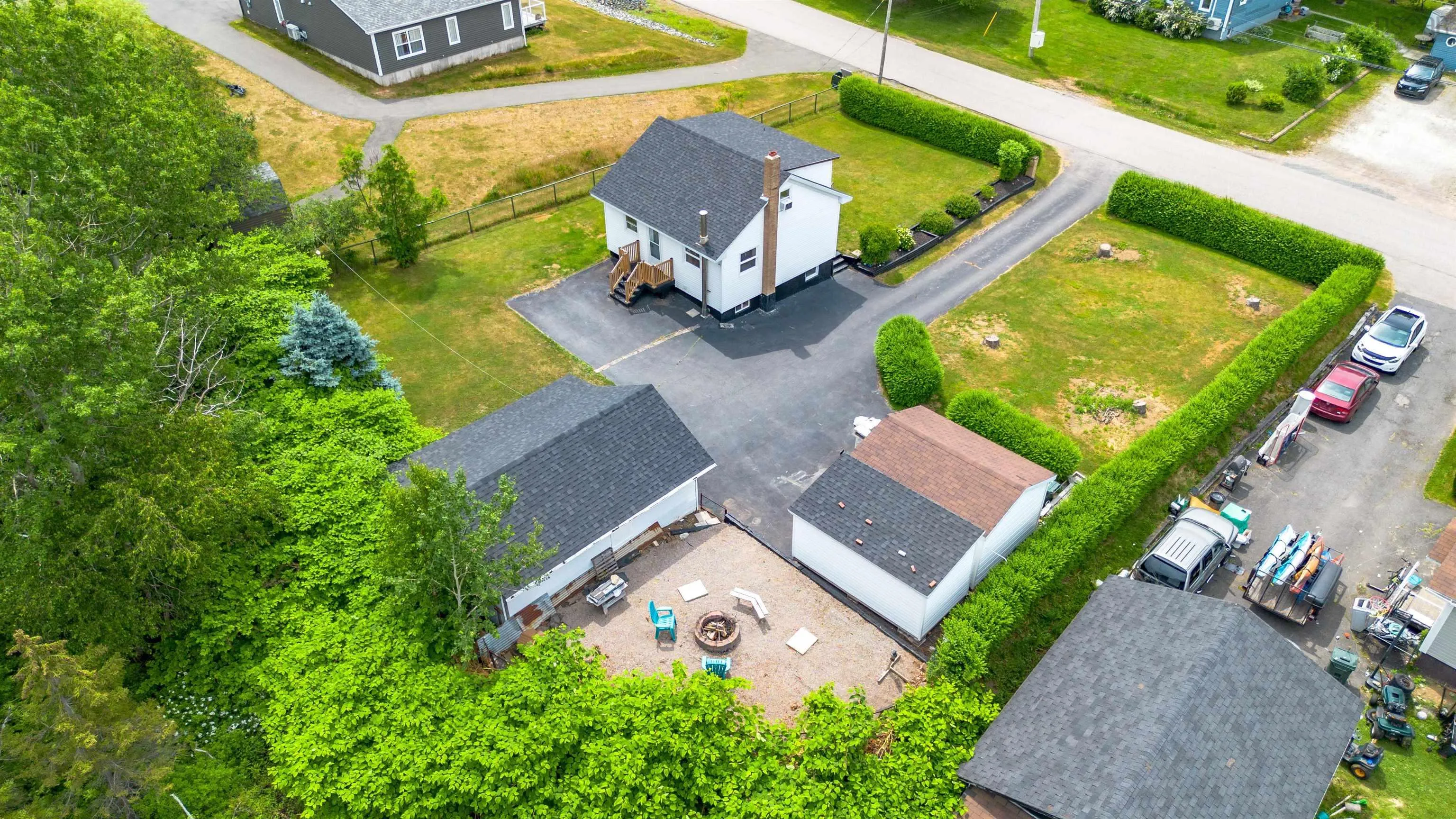 3 Browns Road, New Victoria, NS B1H 4Y4, 2 Bedrooms Bedrooms, ,2 BathroomsBathrooms,Residential,For Sale,Browns,202516901