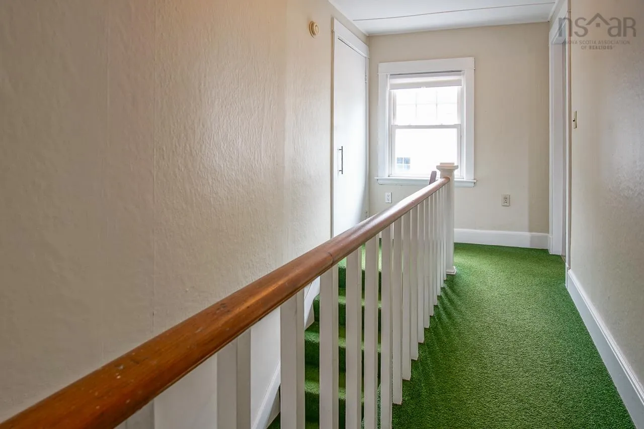 6 Comeau Avenue, Kentville, NS B4N 1P4, 4 Bedrooms Bedrooms, ,2 BathroomsBathrooms,Residential,For Sale,Comeau,202522790