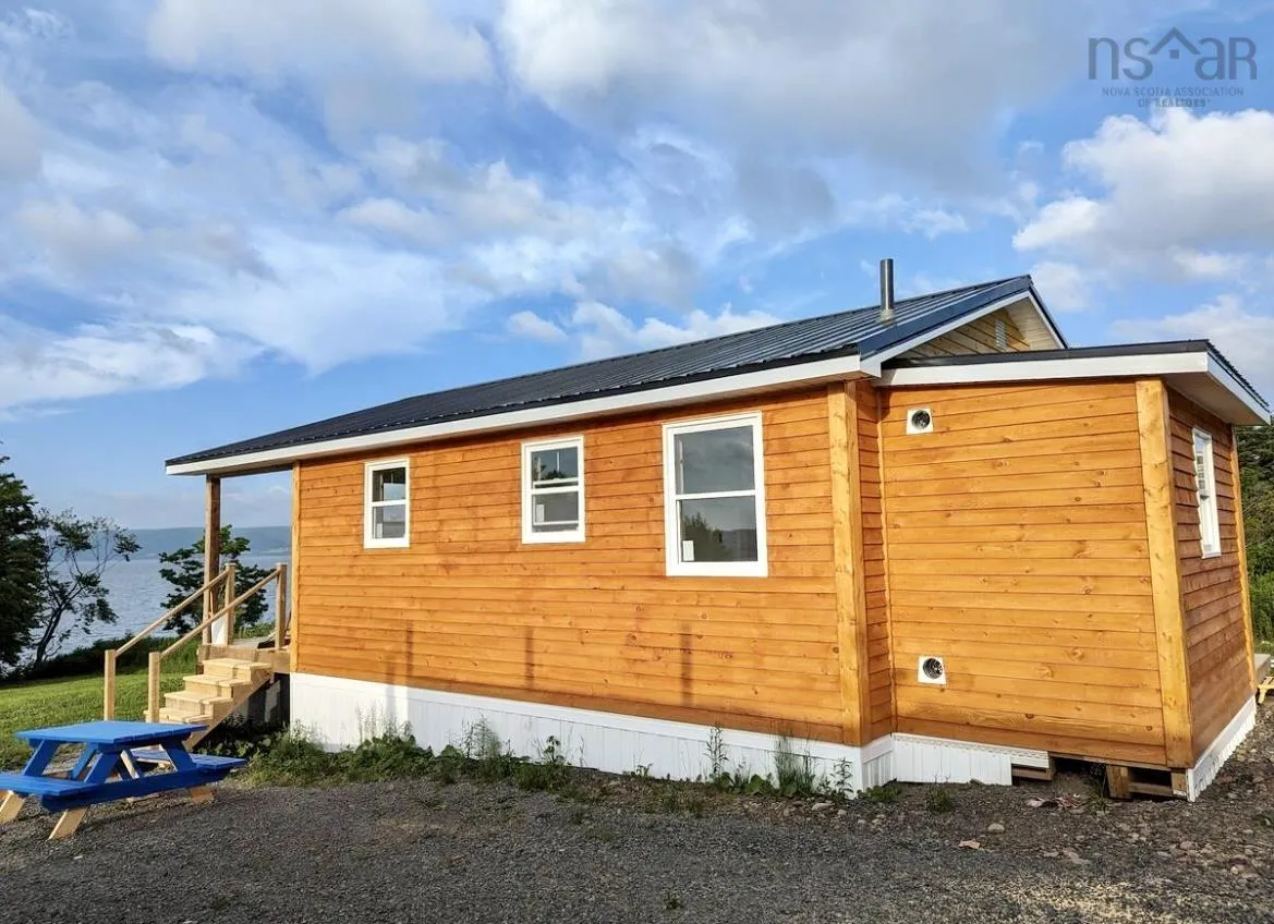 1543 West Lake Ainslie, West Lake Ainslie, NS B0E 1N0, ,Commercial Sale,For Sale,West Lake Ainslie,202511920