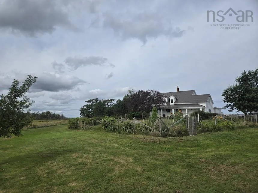 803 6 Highway, Marshville Ns B0k 1n0, 3 Bedrooms Bedrooms, ,2 BathroomsBathrooms,Farm,For Sale,6,202422438