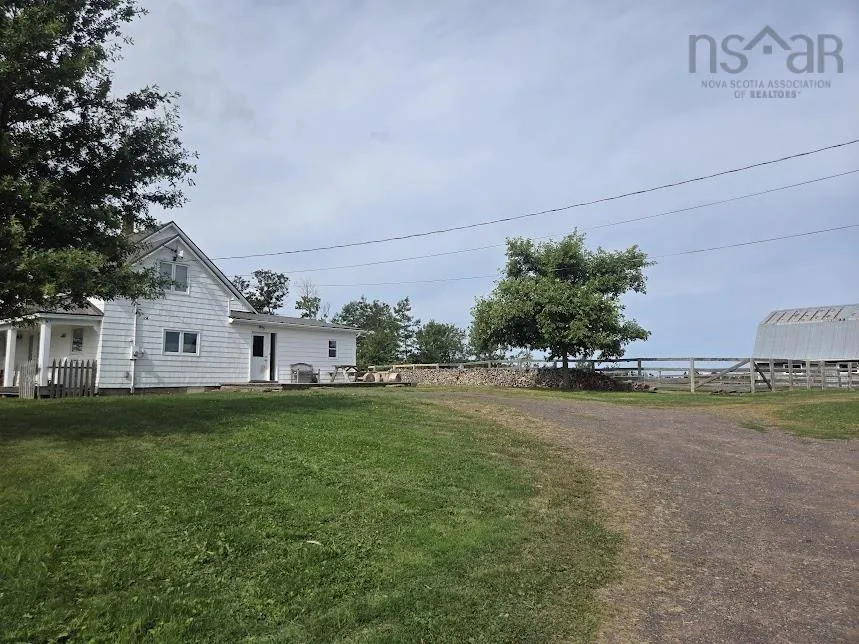 803 6 Highway, Marshville Ns B0k 1n0, 3 Bedrooms Bedrooms, ,2 BathroomsBathrooms,Farm,For Sale,6,202422438
