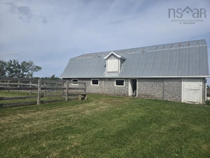 803 6 Highway, Marshville Ns B0k 1n0, 3 Bedrooms Bedrooms, ,2 BathroomsBathrooms,Farm,For Sale,6,202422438