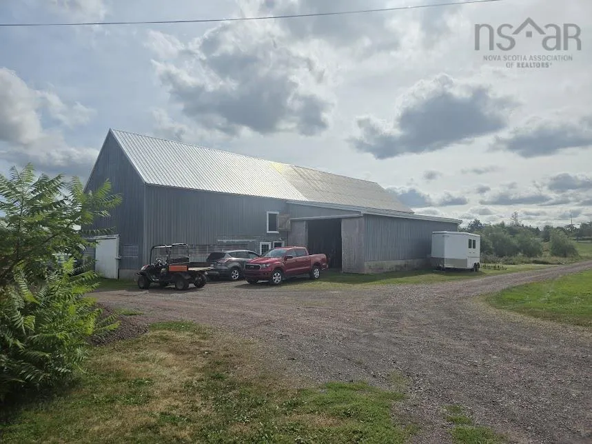 803 6 Highway, Marshville Ns B0k 1n0, 3 Bedrooms Bedrooms, ,2 BathroomsBathrooms,Farm,For Sale,6,202422438