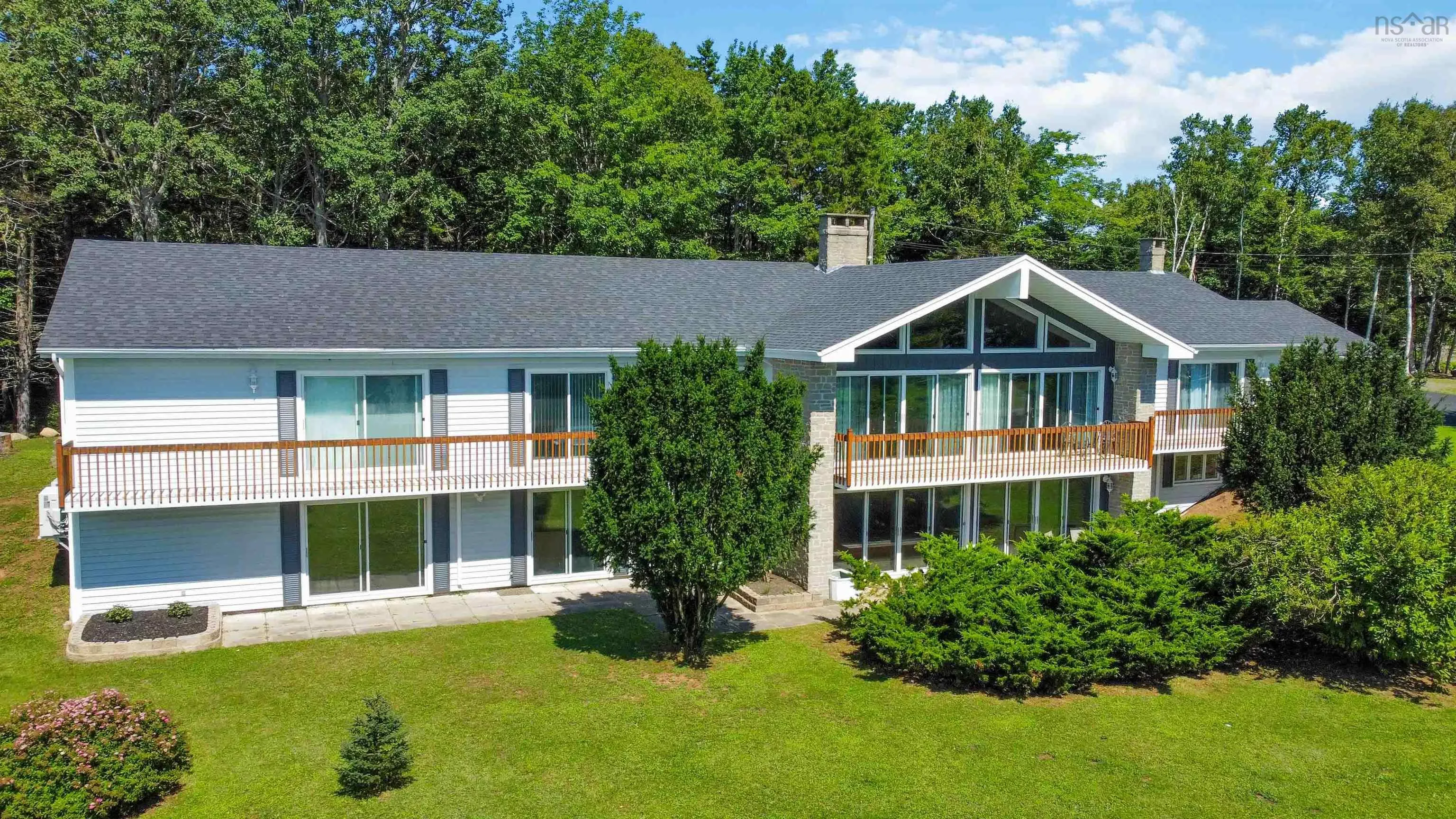 263 Lighthouse Road, Bay View, NS B0V 1A0, 5 Bedrooms Bedrooms, ,3 BathroomsBathrooms,Residential,For Sale,Lighthouse,202517731