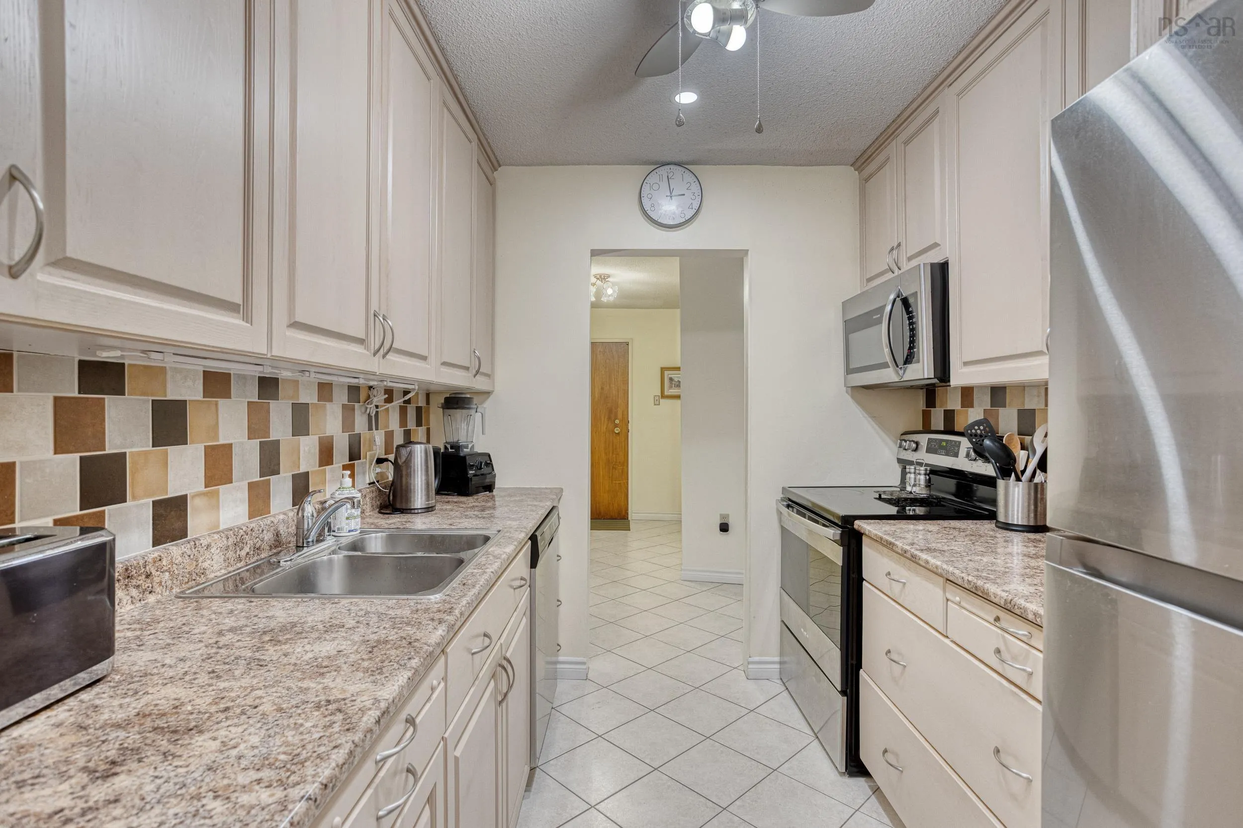 201-5524 Heatherwood, Halifax, NS B3K 5N7, 3 Bedrooms Bedrooms, ,2 BathroomsBathrooms,Residential,For Sale,Heatherwood,202520552