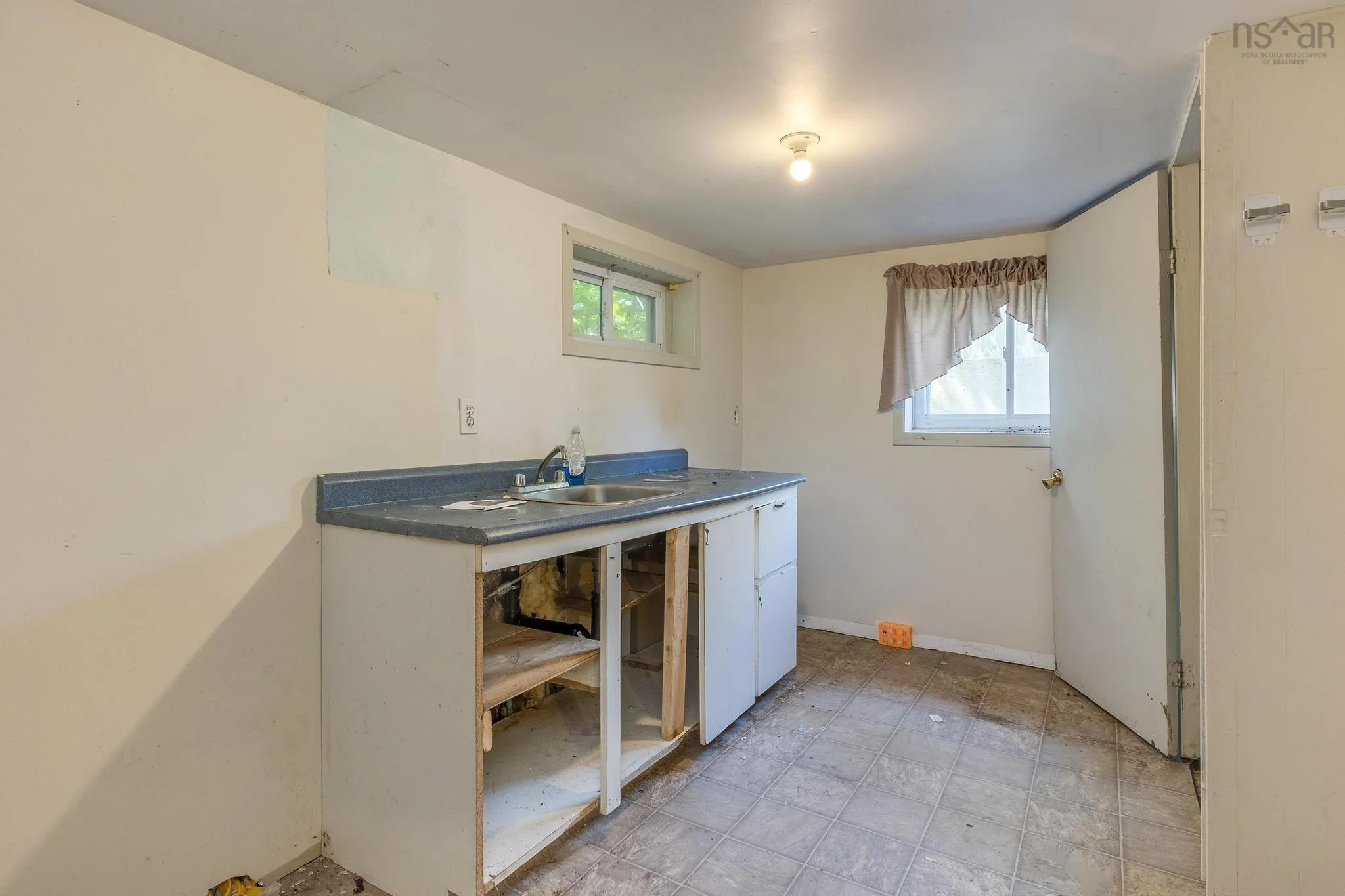 3356 Devonshire Avenue, Halifax, NS B3K 3M2, 2 Bedrooms Bedrooms, ,2 BathroomsBathrooms,Residential,For Sale,Devonshire,202519025