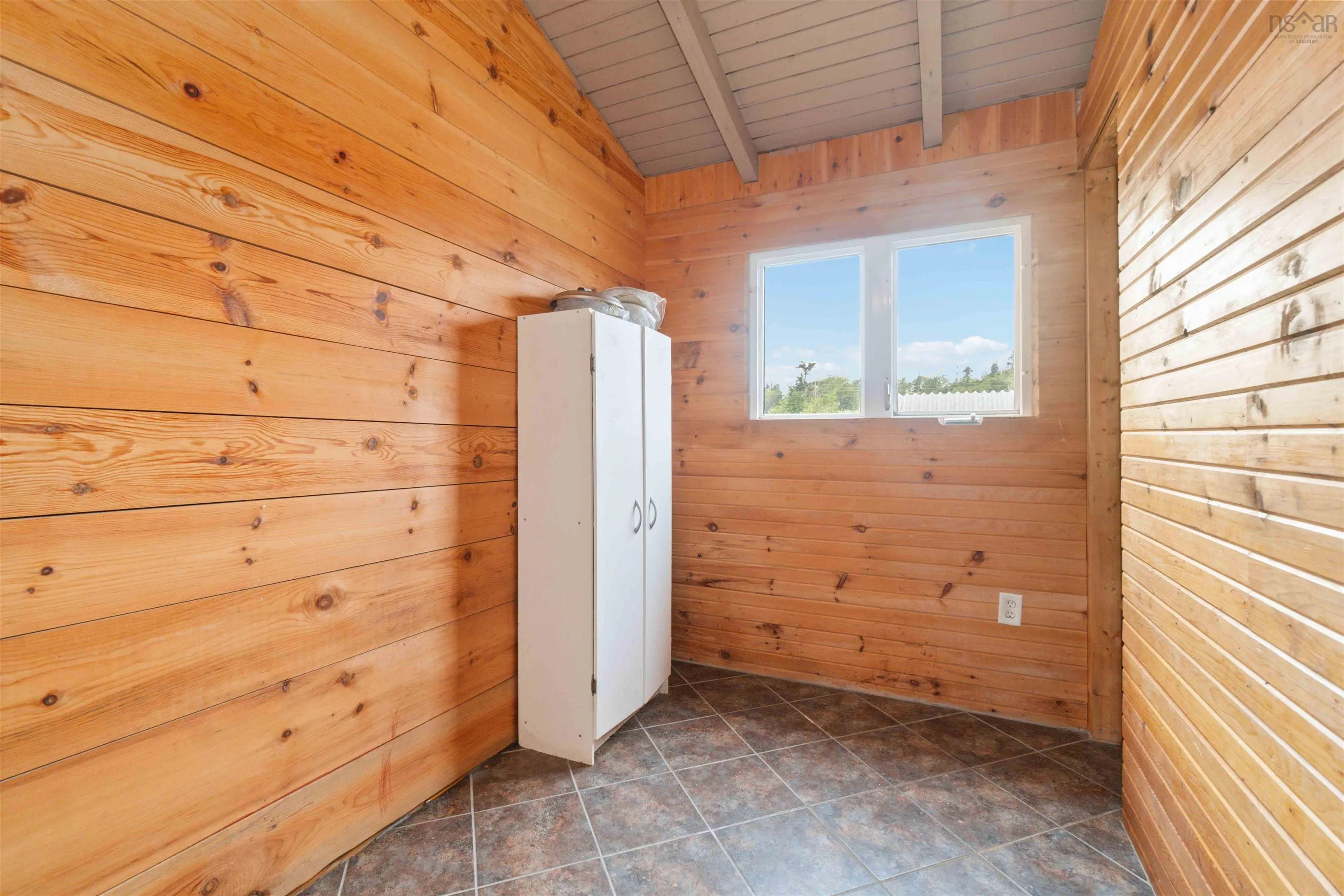 1199 West Jeddore Road, West Jeddore, NS B0J 1P0, 3 Bedrooms Bedrooms, ,1 BathroomBathrooms,Residential,For Sale,West Jeddore,202522815