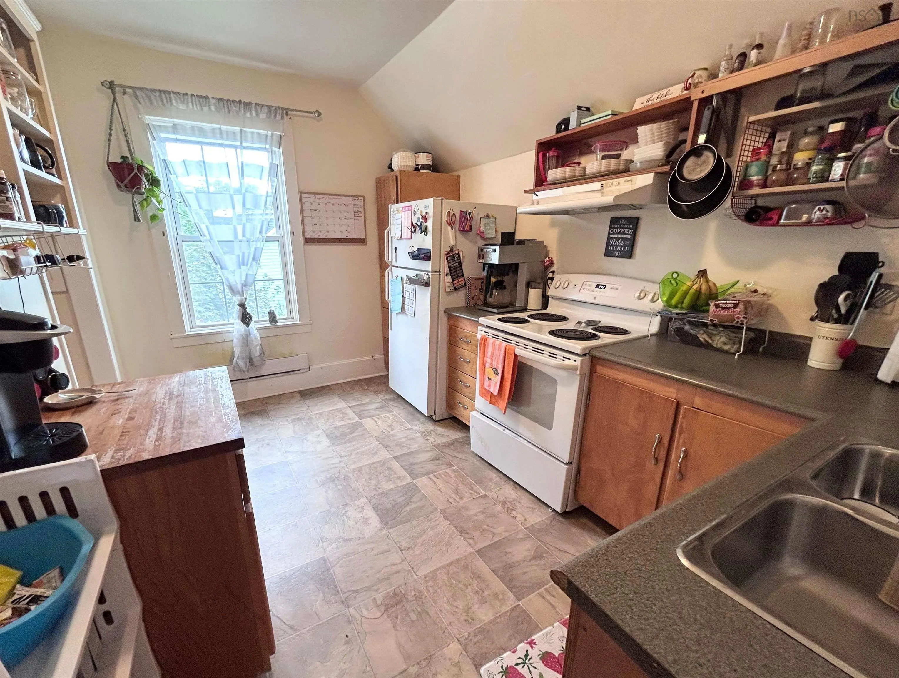 13-15 Main Street, Hantsport, NS B0P 1P0, 5 Bedrooms Bedrooms, ,Residential Income,For Sale,13-15 Main Street,202521984