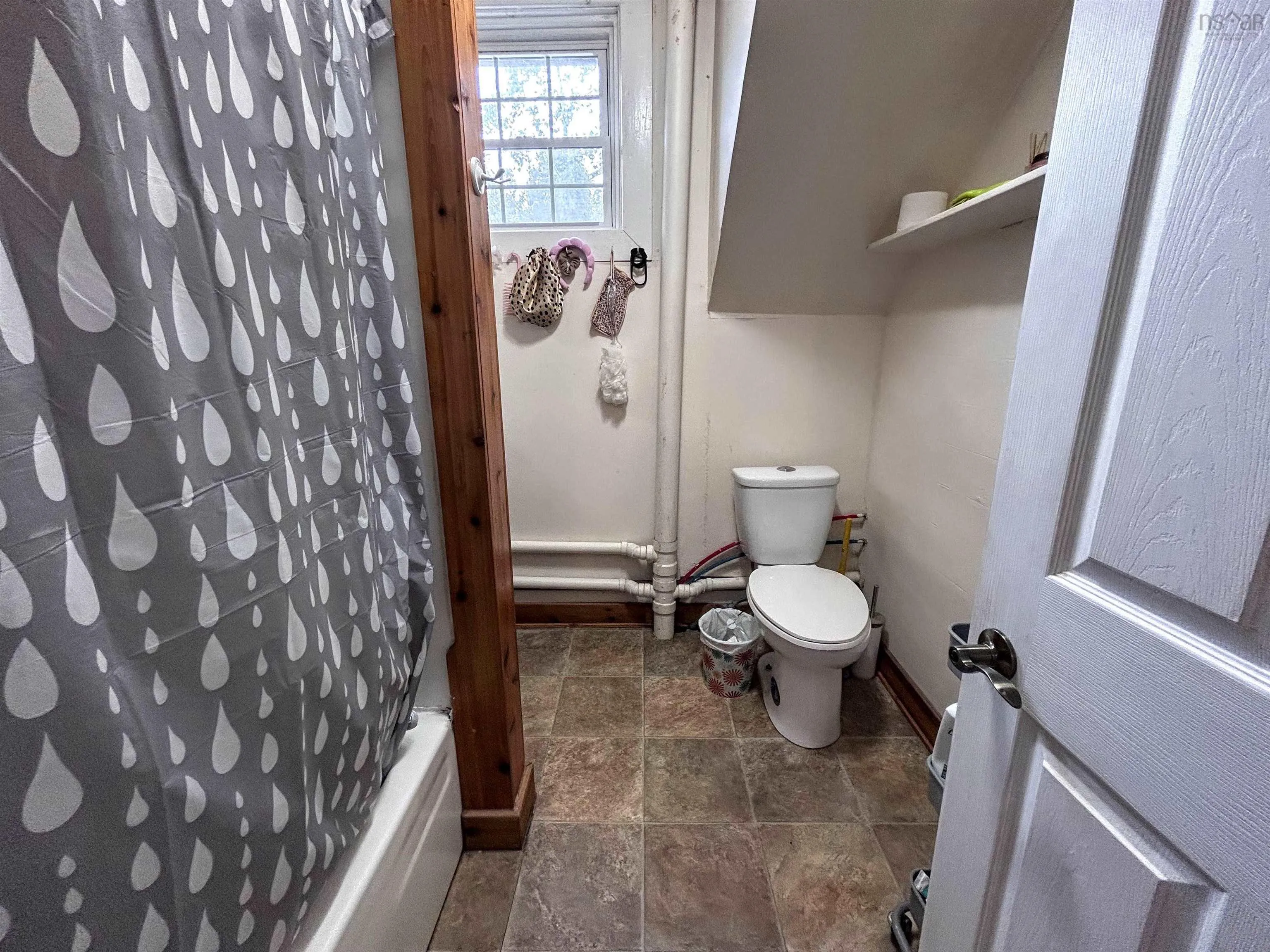 13-15 Main Street, Hantsport, NS B0P 1P0, 5 Bedrooms Bedrooms, ,Residential Income,For Sale,13-15 Main Street,202521984