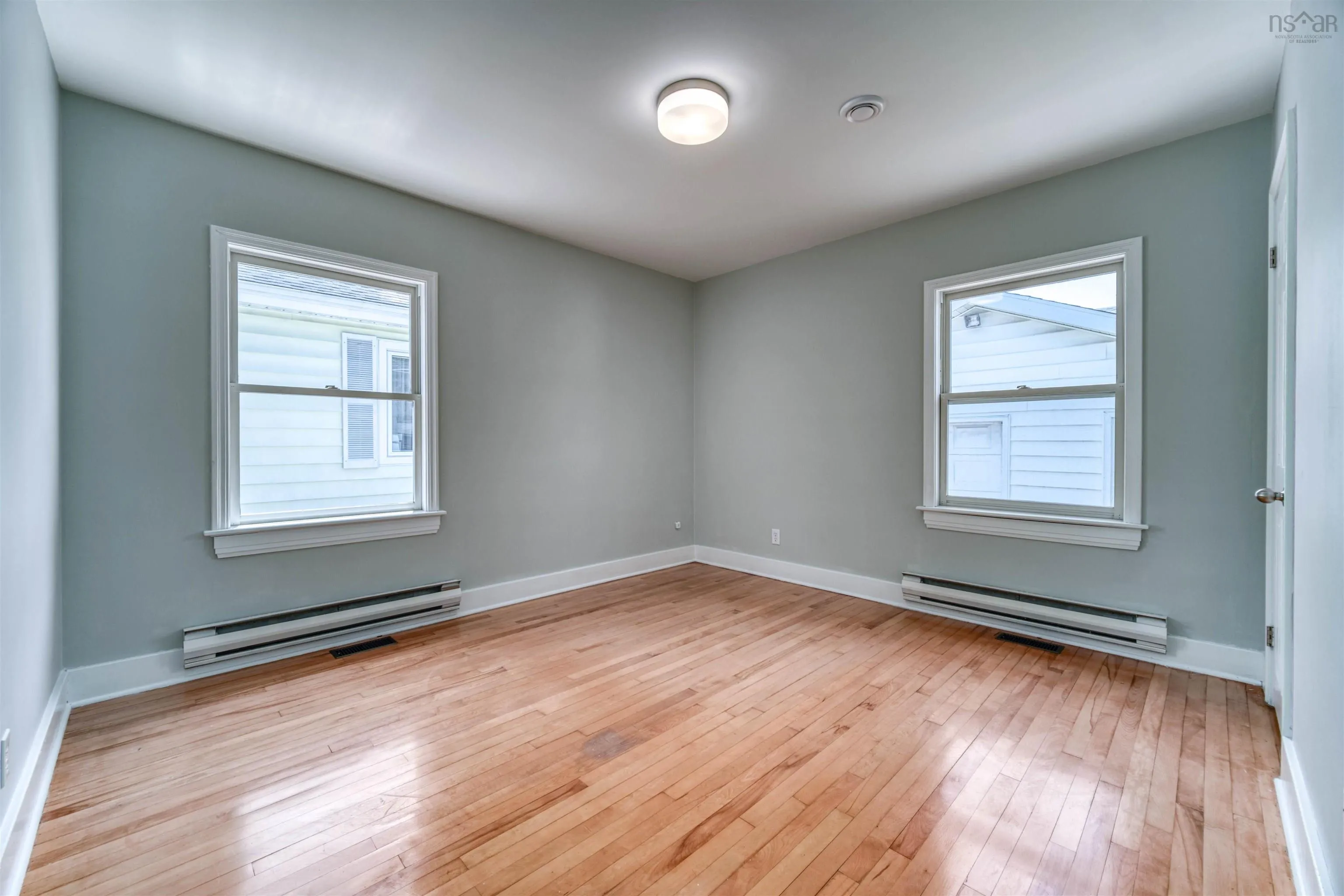 3306 Ashburn Avenue, Halifax, NS B3L 4C2, 3 Bedrooms Bedrooms, ,Residential Income,For Sale,Ashburn,202515641
