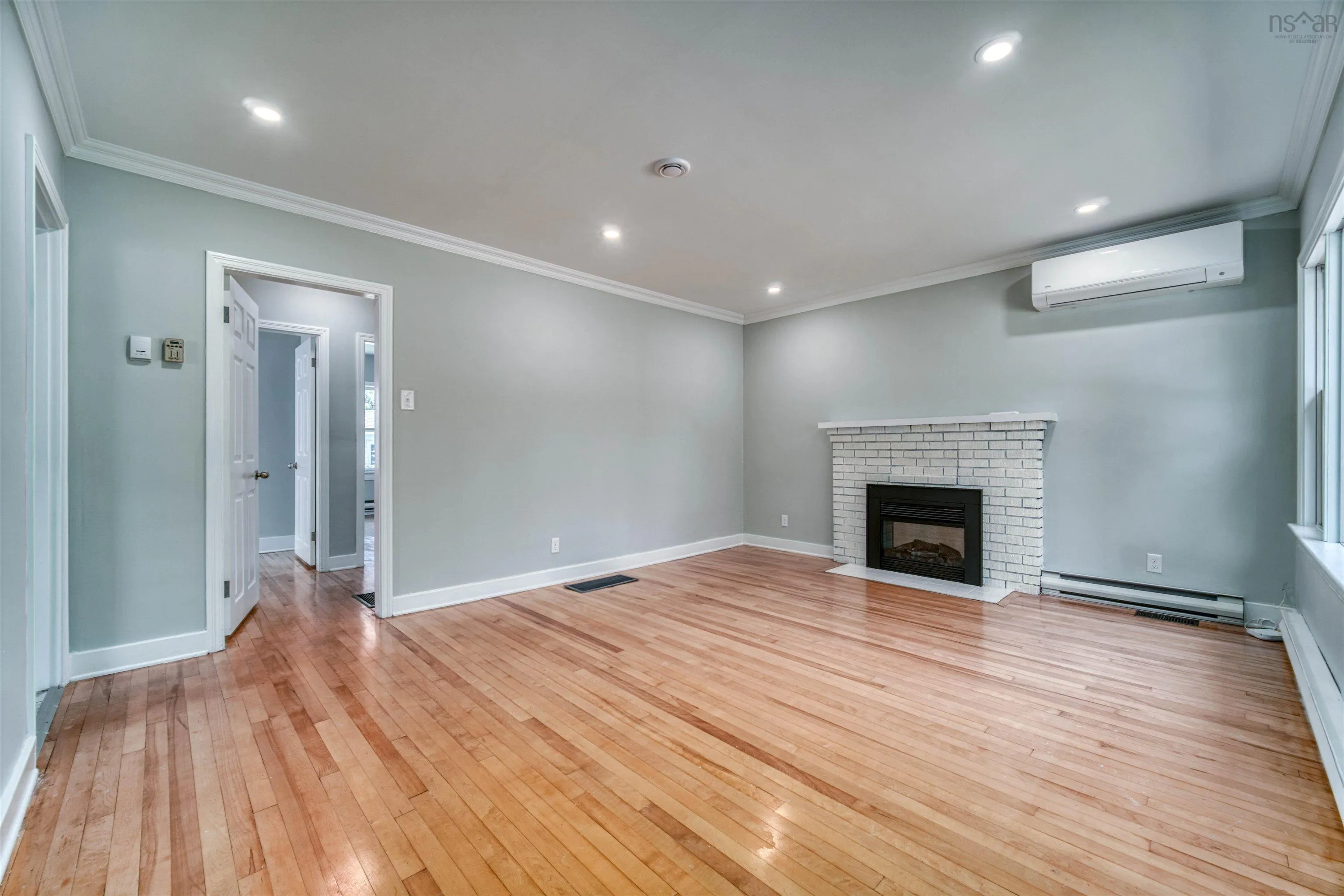 3306 Ashburn Avenue, Halifax, NS B3L 4C2, 3 Bedrooms Bedrooms, ,Residential Income,For Sale,Ashburn,202515641