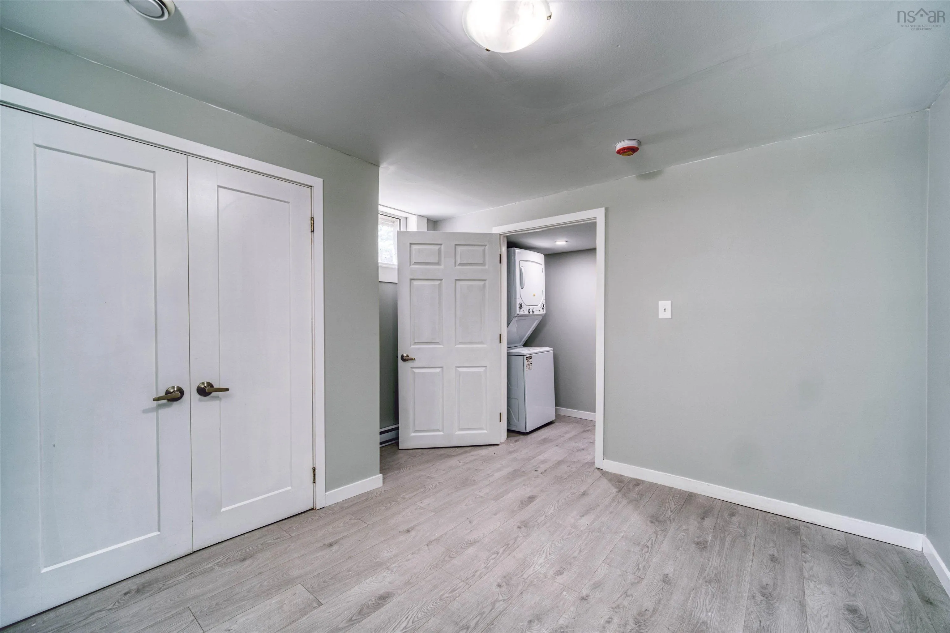 3306 Ashburn Avenue, Halifax, NS B3L 4C2, 3 Bedrooms Bedrooms, ,Residential Income,For Sale,Ashburn,202515641