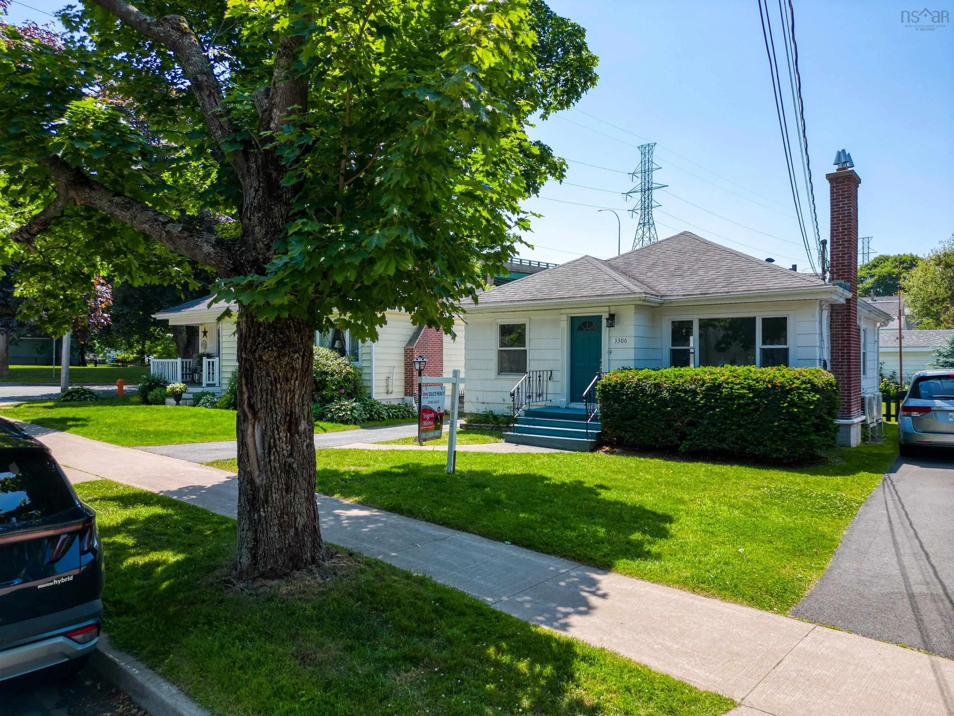 3306 Ashburn Avenue, Halifax, NS B3L 4C2, 3 Bedrooms Bedrooms, ,Residential Income,For Sale,Ashburn,202515641