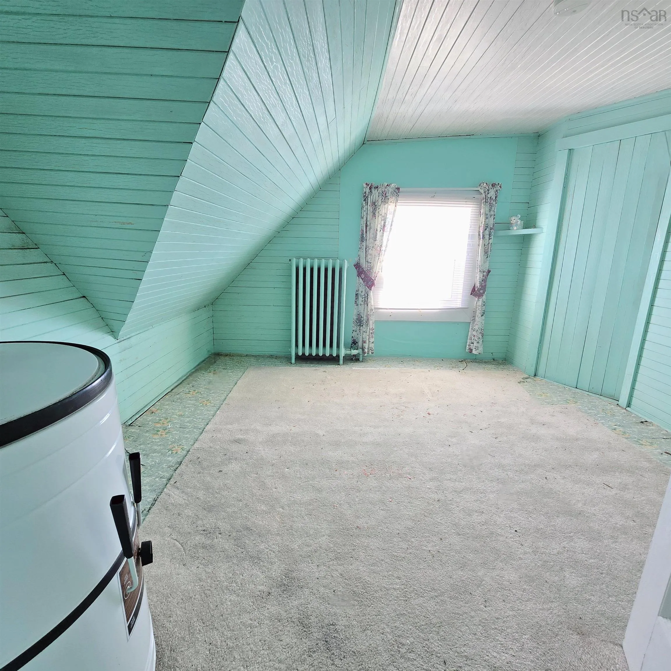 1 Hillside Boularderie Road, Groves Point, NS B1Y 2X4, 3 Bedrooms Bedrooms, ,1 BathroomBathrooms,Residential,For Sale,Hillside Boularderie,202520744