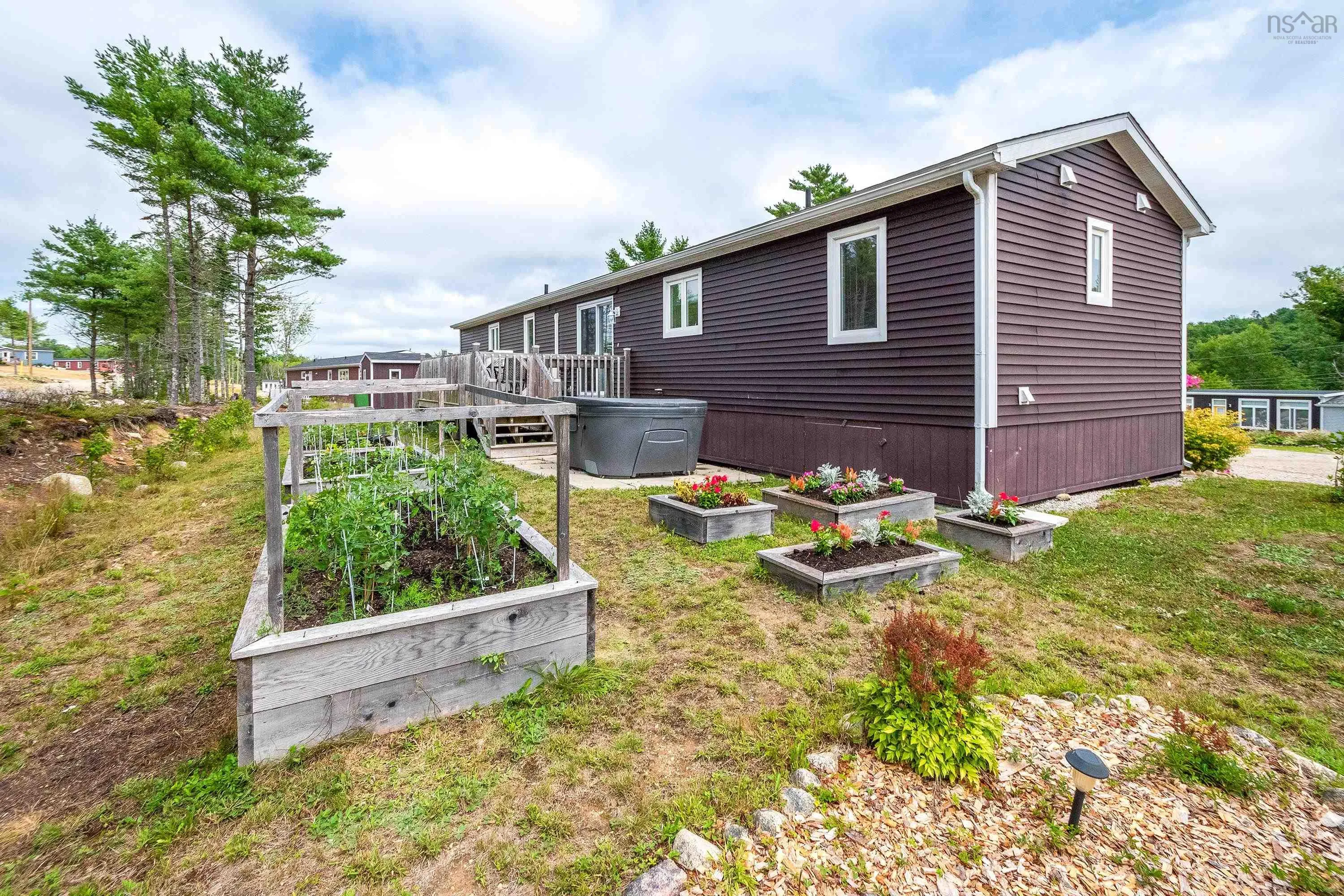 28 Kwyet Lane, Chester Ns B0j 1j0, 2 Bedrooms Bedrooms, ,2 BathroomsBathrooms,Residential,For Sale,Kwyet,202426362