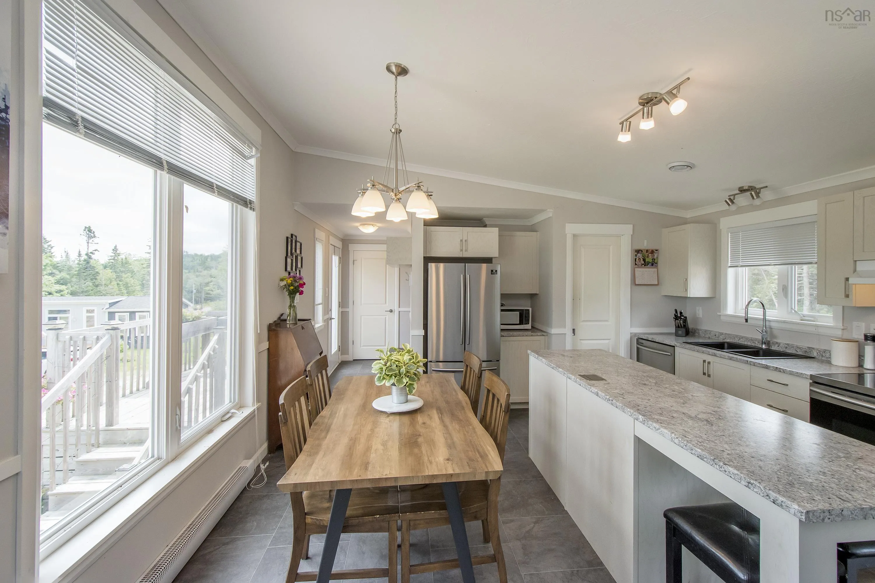 28 Kwyet Lane, Chester Ns B0j 1j0, 2 Bedrooms Bedrooms, ,2 BathroomsBathrooms,Residential,For Sale,Kwyet,202426362