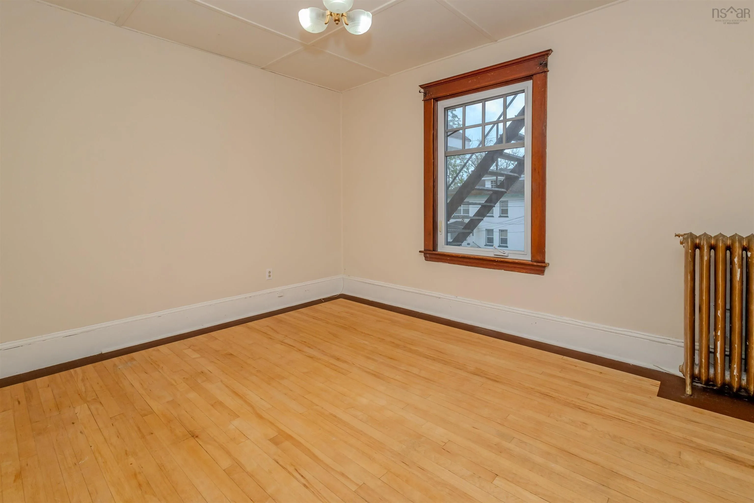 41 Charlotte, Sydney, NS B1P 1B5, 4 Bedrooms Bedrooms, ,Residential Income,For Sale,Charlotte,202522092