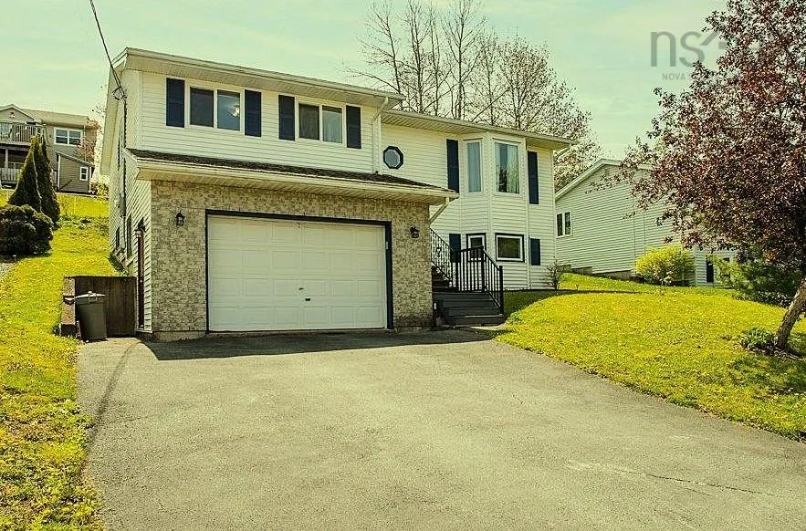 31 Yerevan Drive, Lower Sackville, NS B4C 4A9, 4 Bedrooms Bedrooms, ,2 BathroomsBathrooms,Residential,For Sale,Yerevan,202504092