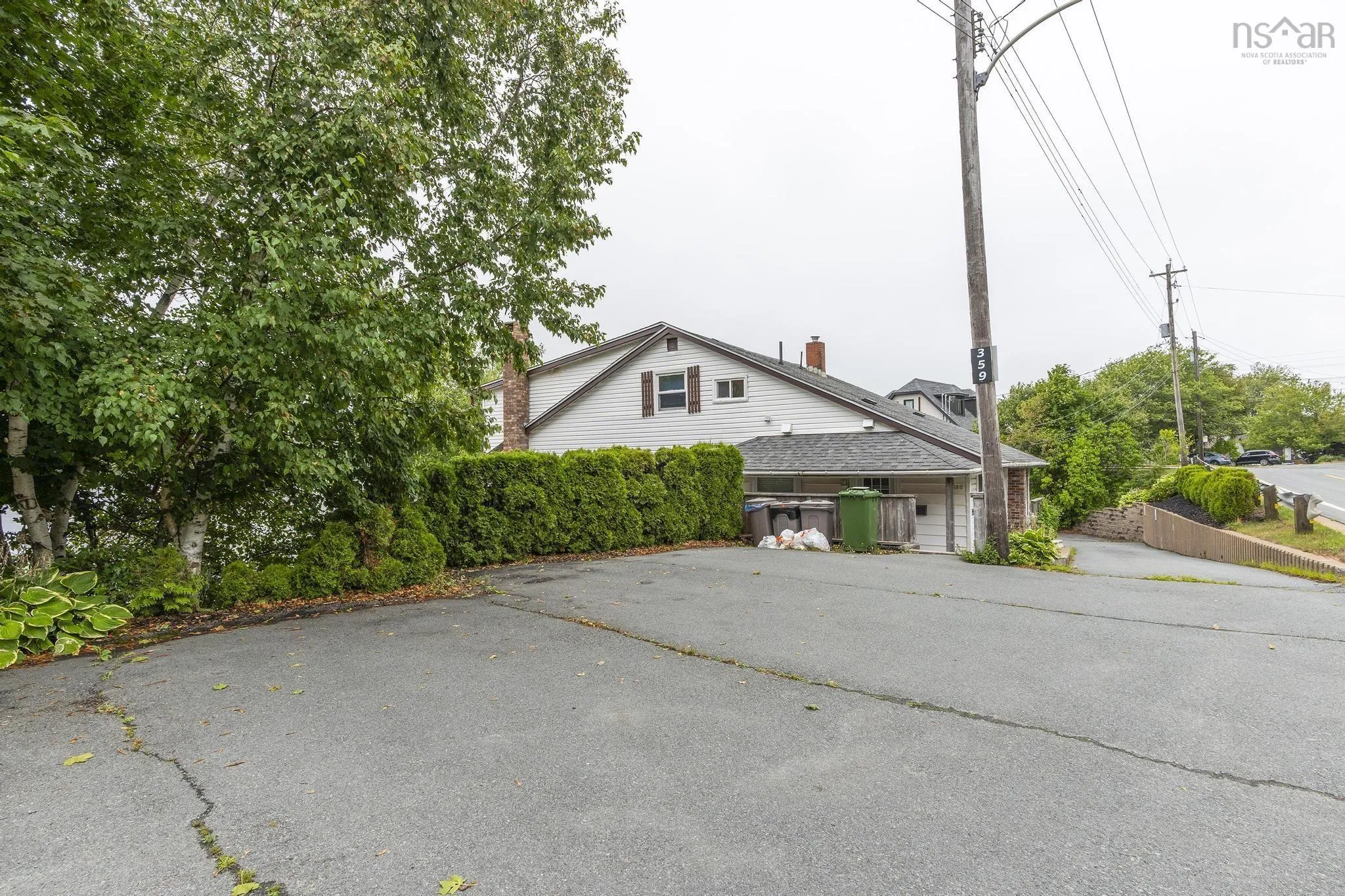 359 Waverley Road, Dartmouth, NS B2X 2E5, 6 Bedrooms Bedrooms, ,5 BathroomsBathrooms,Residential,For Sale,Waverley,202522264
