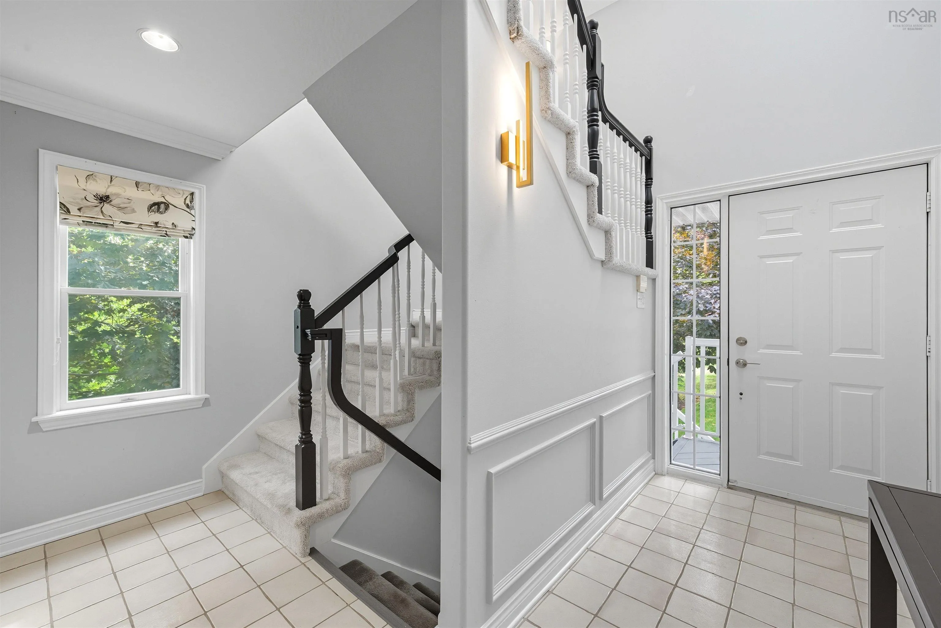 31 Redden Court, Bedford, NS B4A 4G5, 3 Bedrooms Bedrooms, ,3 BathroomsBathrooms,Residential,For Sale,Redden,202524115