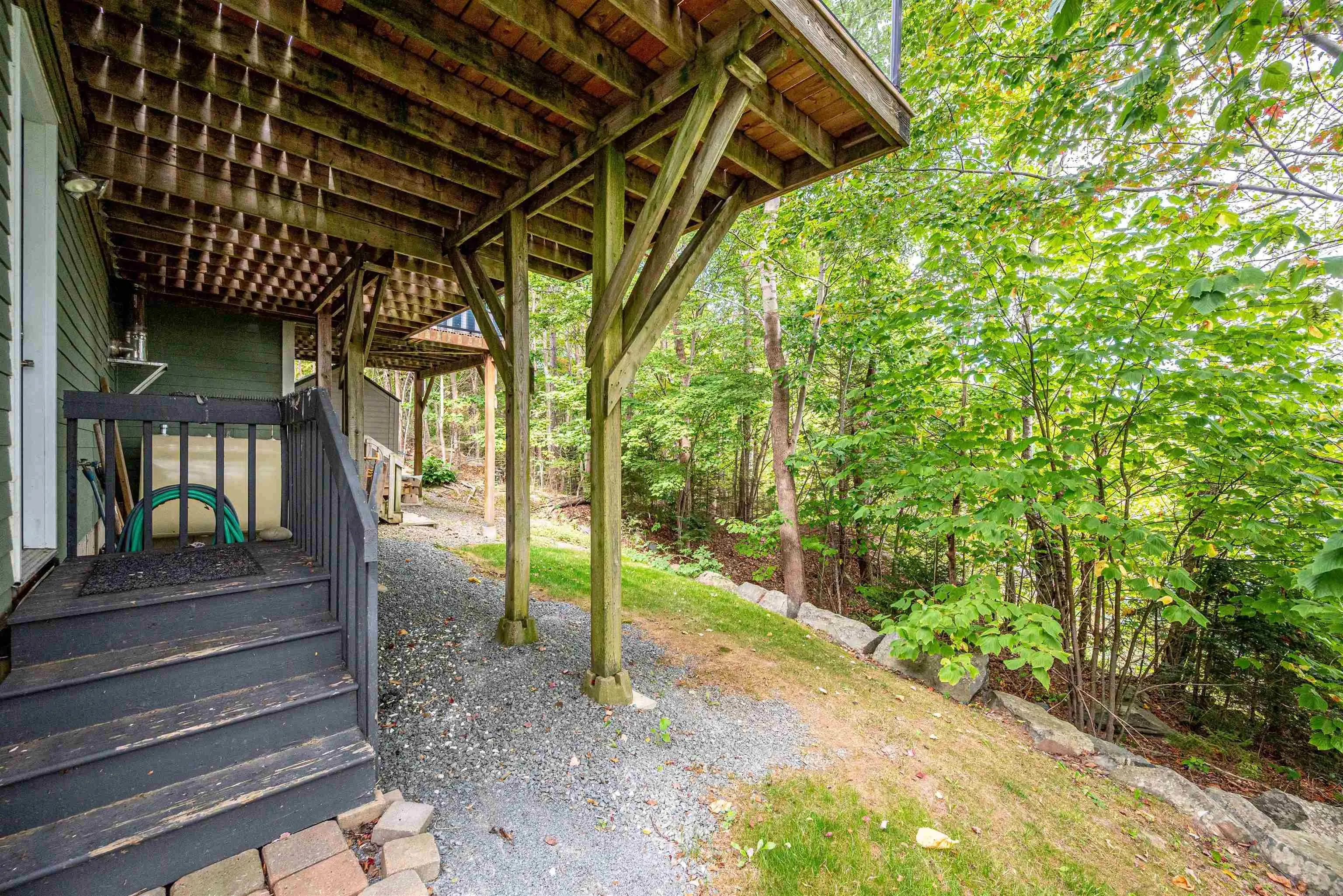 31 Redden Court, Bedford, NS B4A 4G5, 3 Bedrooms Bedrooms, ,3 BathroomsBathrooms,Residential,For Sale,Redden,202524115