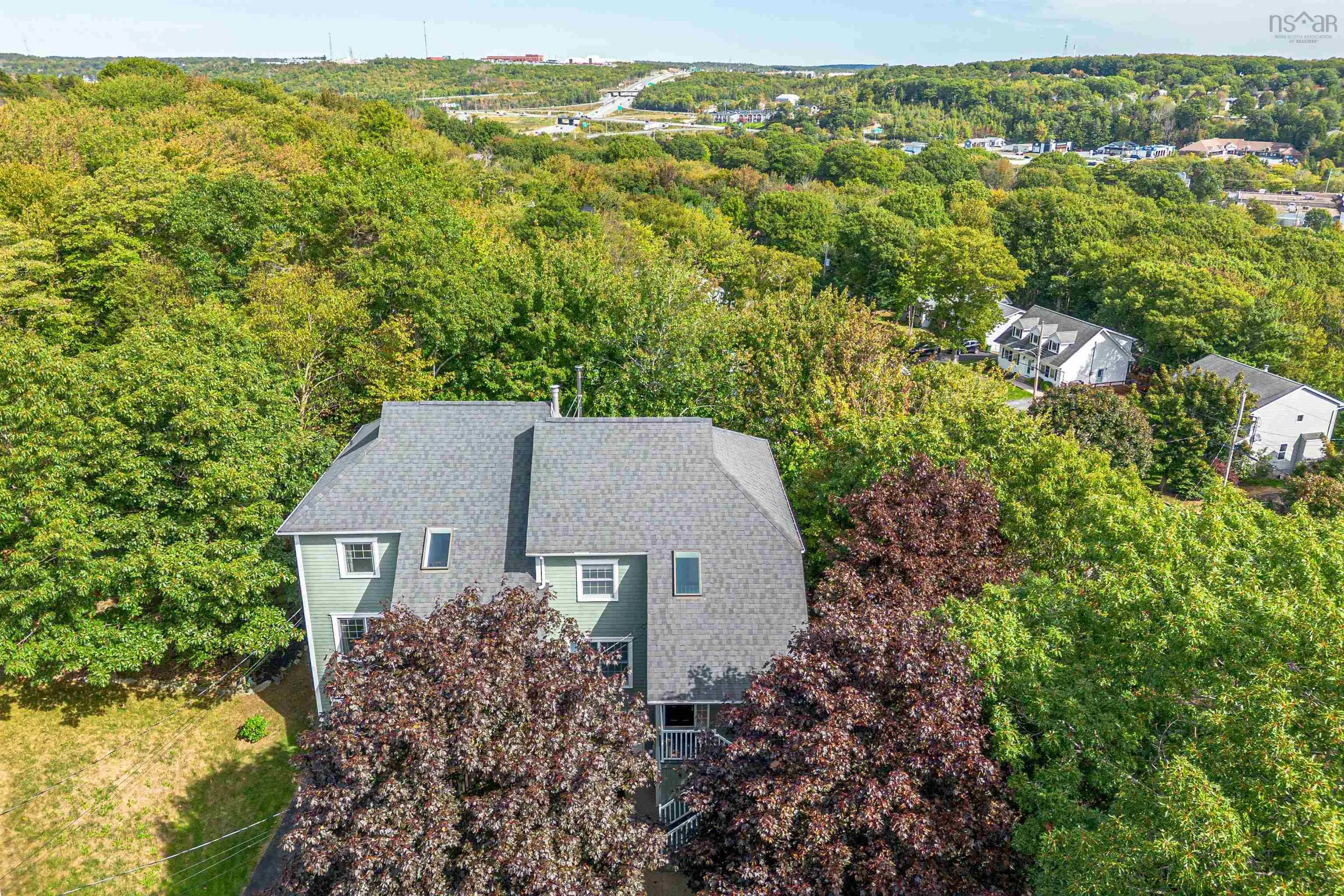 31 Redden Court, Bedford, NS B4A 4G5, 3 Bedrooms Bedrooms, ,3 BathroomsBathrooms,Residential,For Sale,Redden,202524115