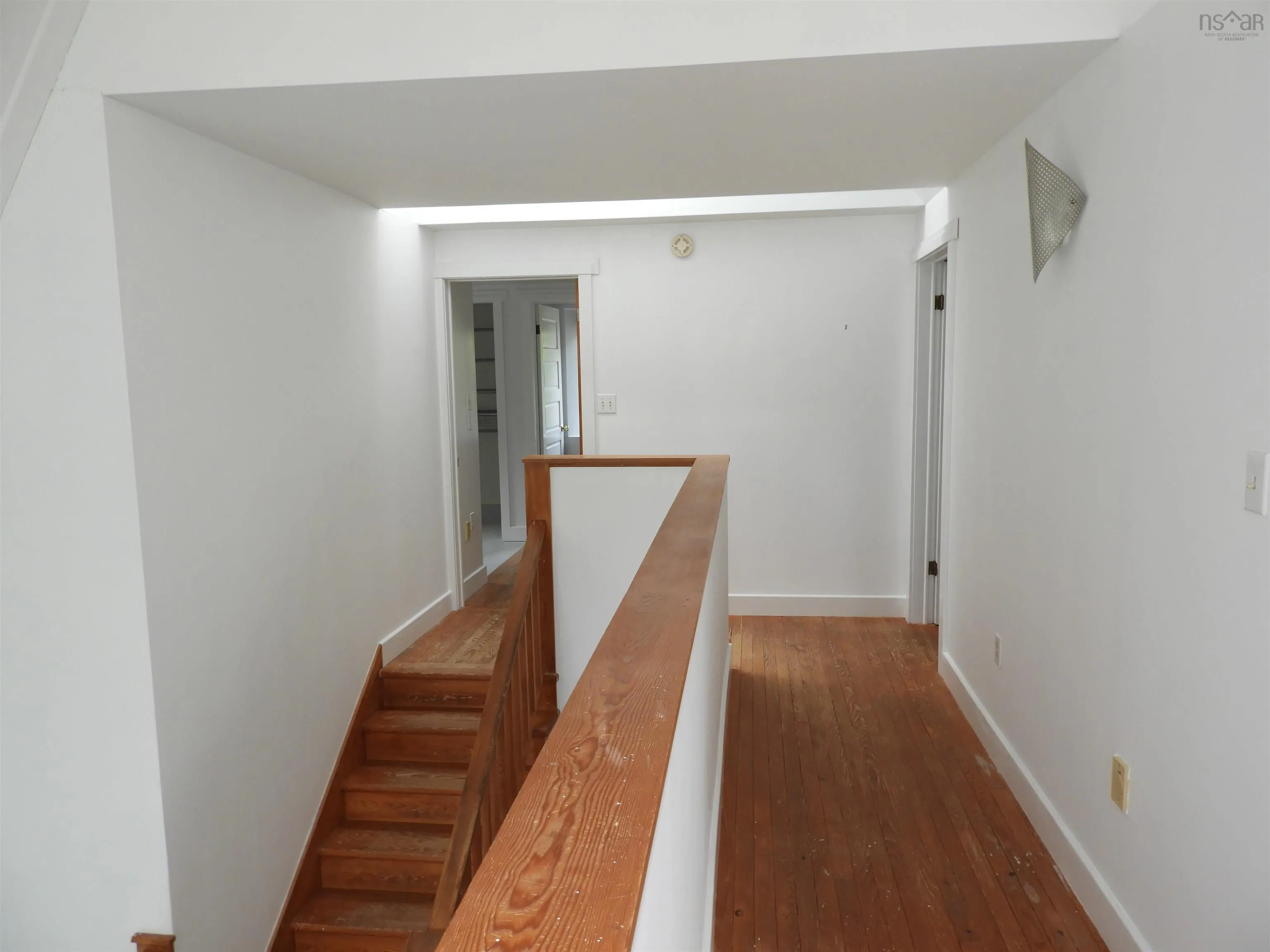 21 Long Hill Road, Mahone Bay, NS B0J 2E0, 3 Bedrooms Bedrooms, ,2 BathroomsBathrooms,Residential,For Sale,Long Hill,202513228