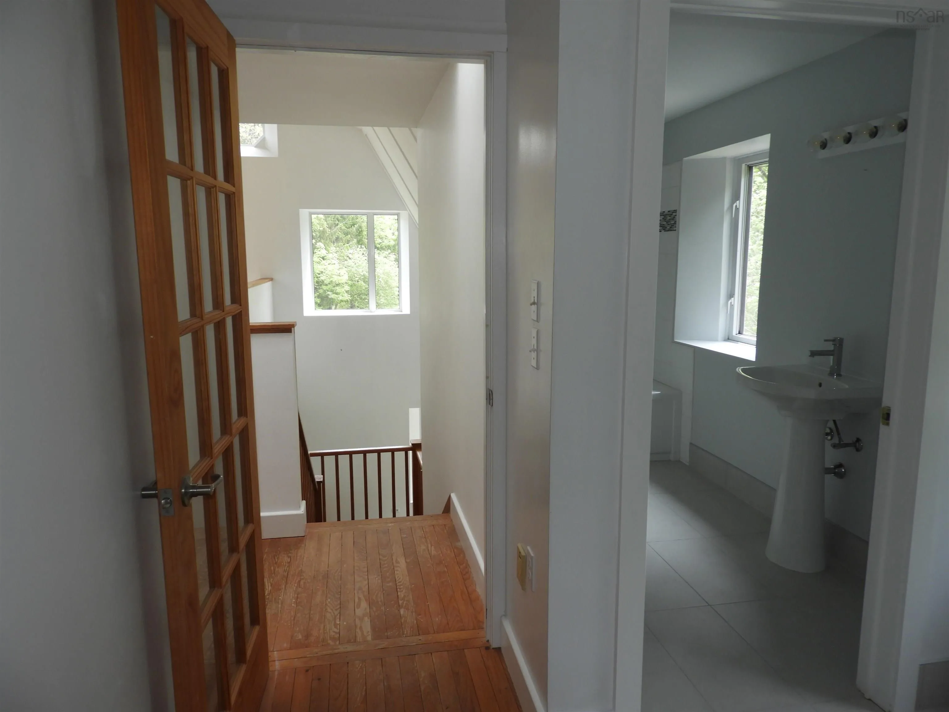 21 Long Hill Road, Mahone Bay, NS B0J 2E0, 3 Bedrooms Bedrooms, ,2 BathroomsBathrooms,Residential,For Sale,Long Hill,202513228