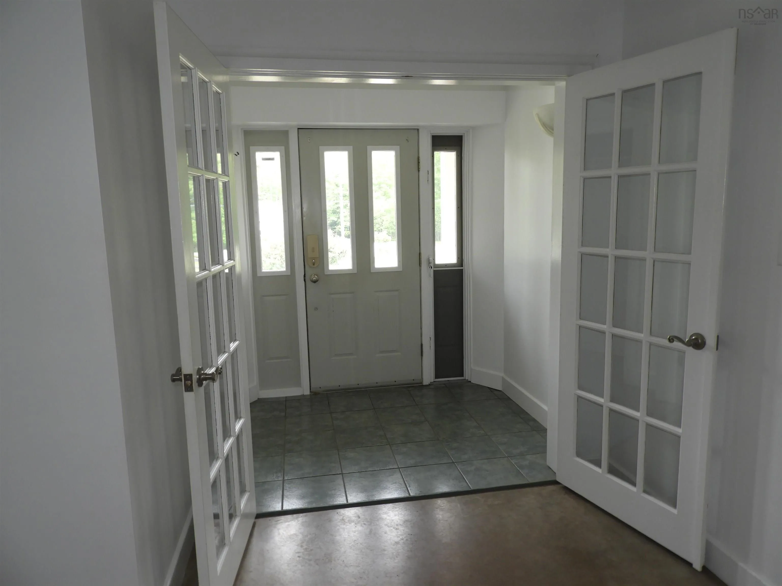 21 Long Hill Road, Mahone Bay, NS B0J 2E0, 3 Bedrooms Bedrooms, ,2 BathroomsBathrooms,Residential,For Sale,Long Hill,202513228