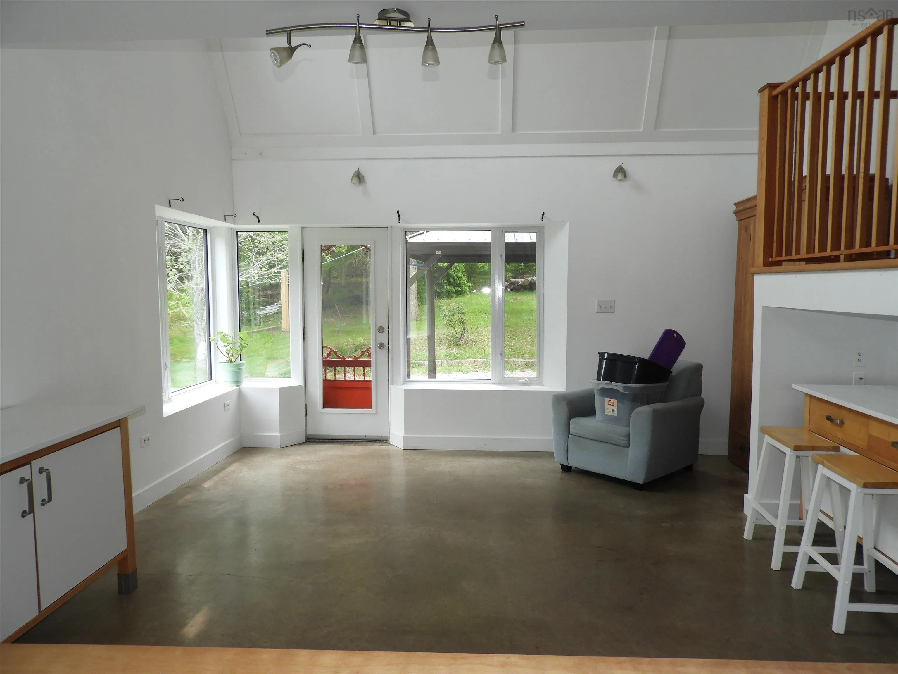 21 Long Hill Road, Mahone Bay, NS B0J 2E0, 3 Bedrooms Bedrooms, ,2 BathroomsBathrooms,Residential,For Sale,Long Hill,202513228