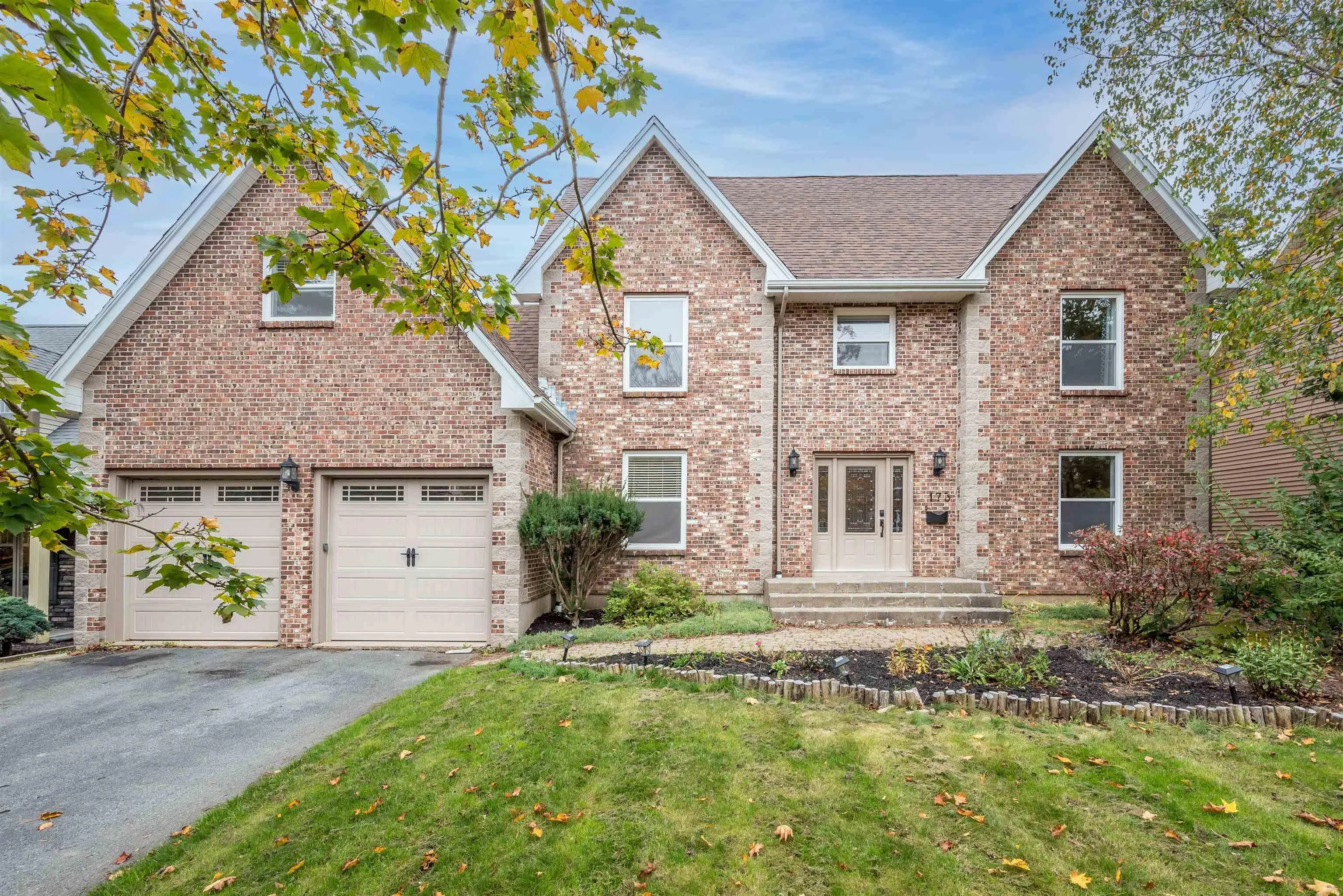 173 Cresthaven Drive, Halifax, NS B3M 4S4, 5 Bedrooms Bedrooms, ,3 BathroomsBathrooms,Residential,For Sale,Cresthaven,202525515