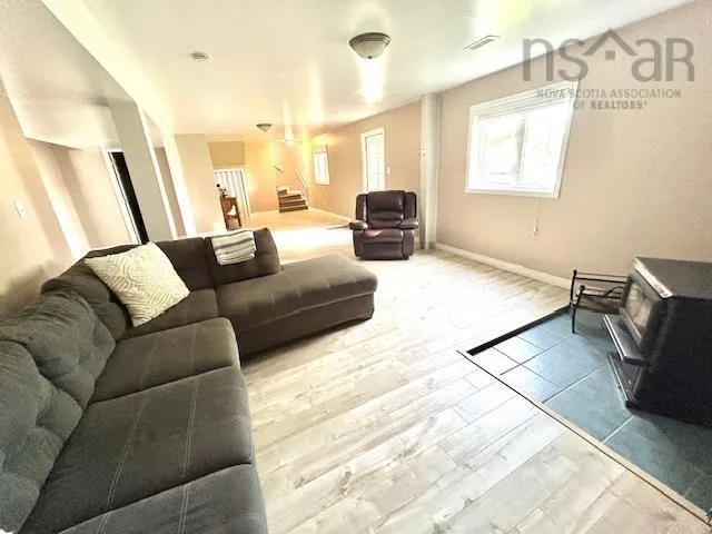 10 Rowan Court, Cole Harbour, NS B2V 2S5, 3 Bedrooms Bedrooms, ,2 BathroomsBathrooms,Residential,For Sale,Rowan,202515941