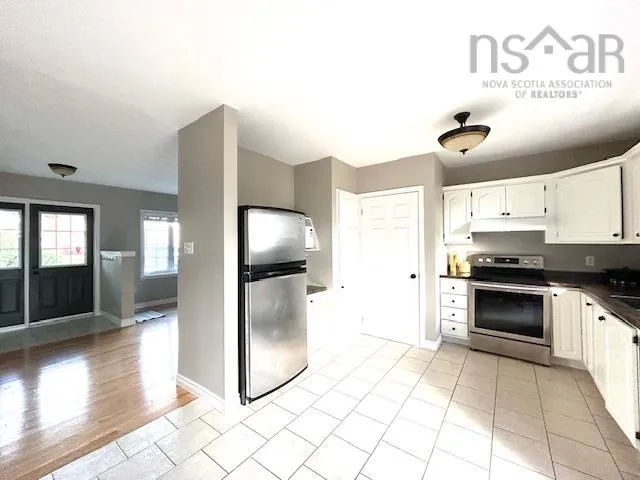 10 Rowan Court, Cole Harbour, NS B2V 2S5, 3 Bedrooms Bedrooms, ,2 BathroomsBathrooms,Residential,For Sale,Rowan,202515941