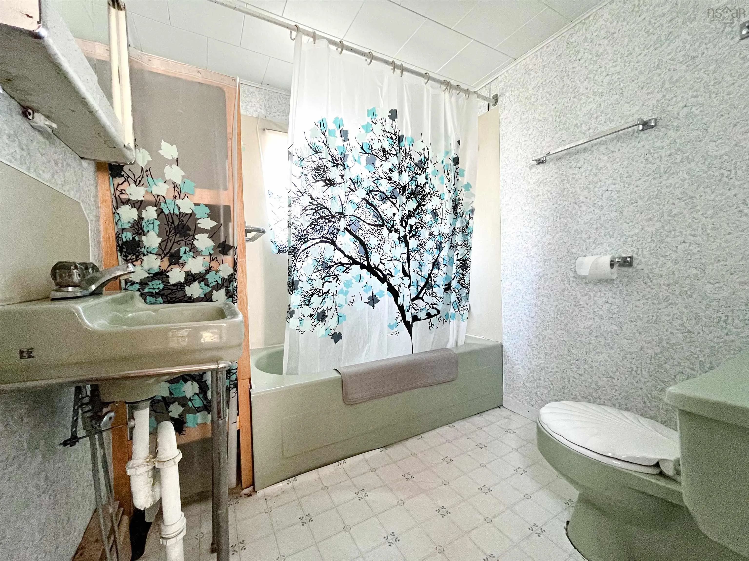 48 Point Aconi Road, Point Aconi, NS B1Y 2M8, 3 Bedrooms Bedrooms, ,1 BathroomBathrooms,Residential,For Sale,Point Aconi,202522548