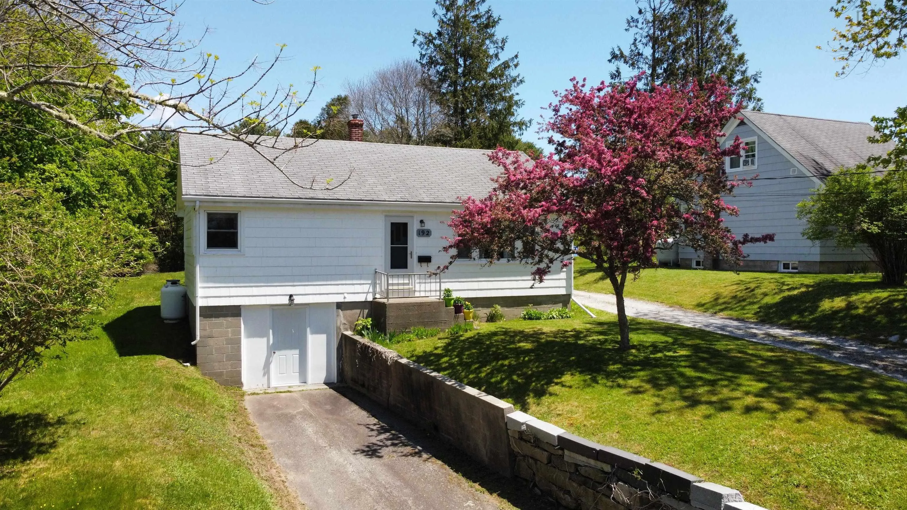 192 Harriet Street, Shelburne, NS B0T 1W0, 3 Bedrooms Bedrooms, ,1 BathroomBathrooms,Residential,For Sale,Harriet,202518579