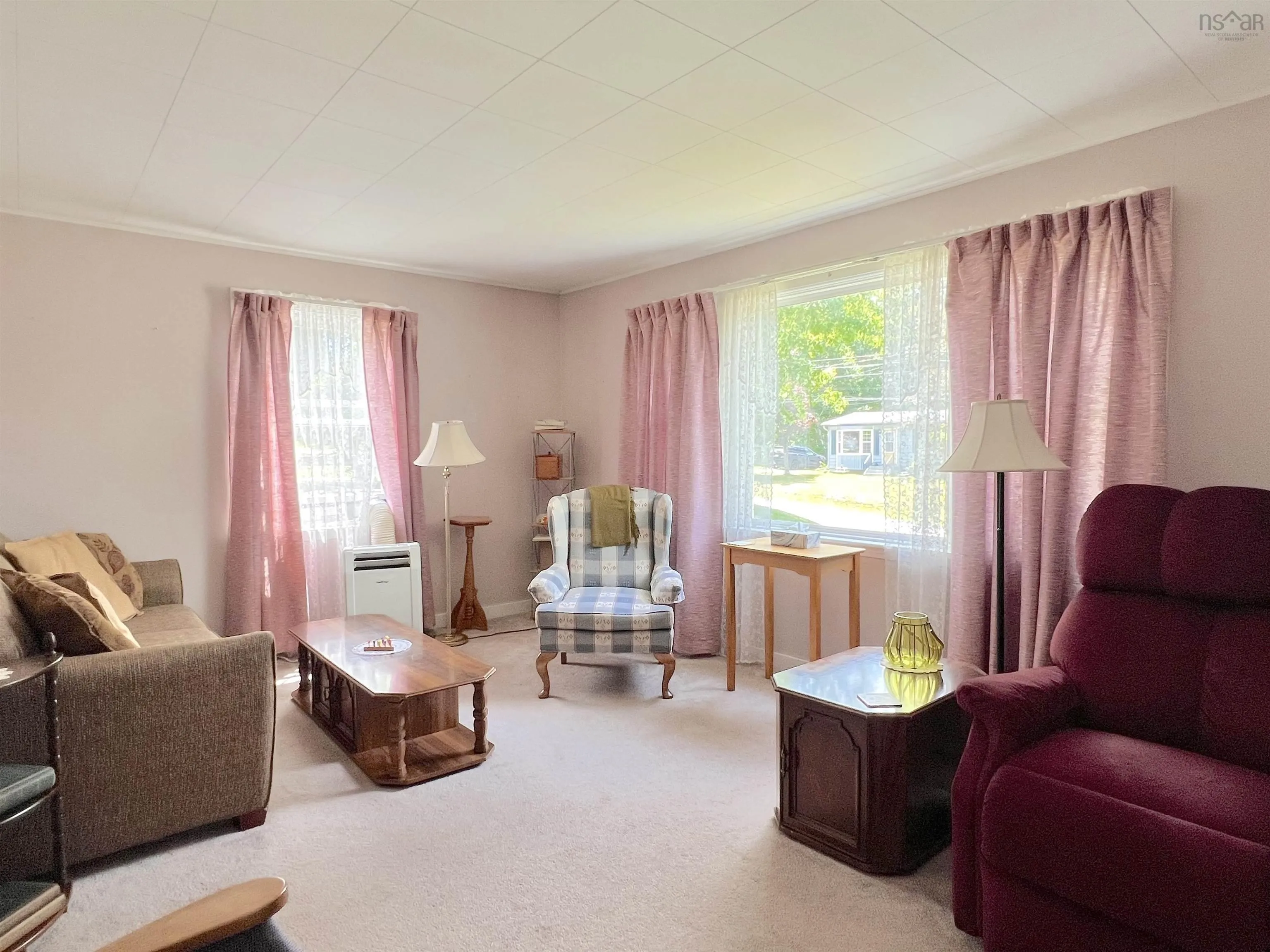 192 Harriet Street, Shelburne, NS B0T 1W0, 3 Bedrooms Bedrooms, ,1 BathroomBathrooms,Residential,For Sale,Harriet,202518579