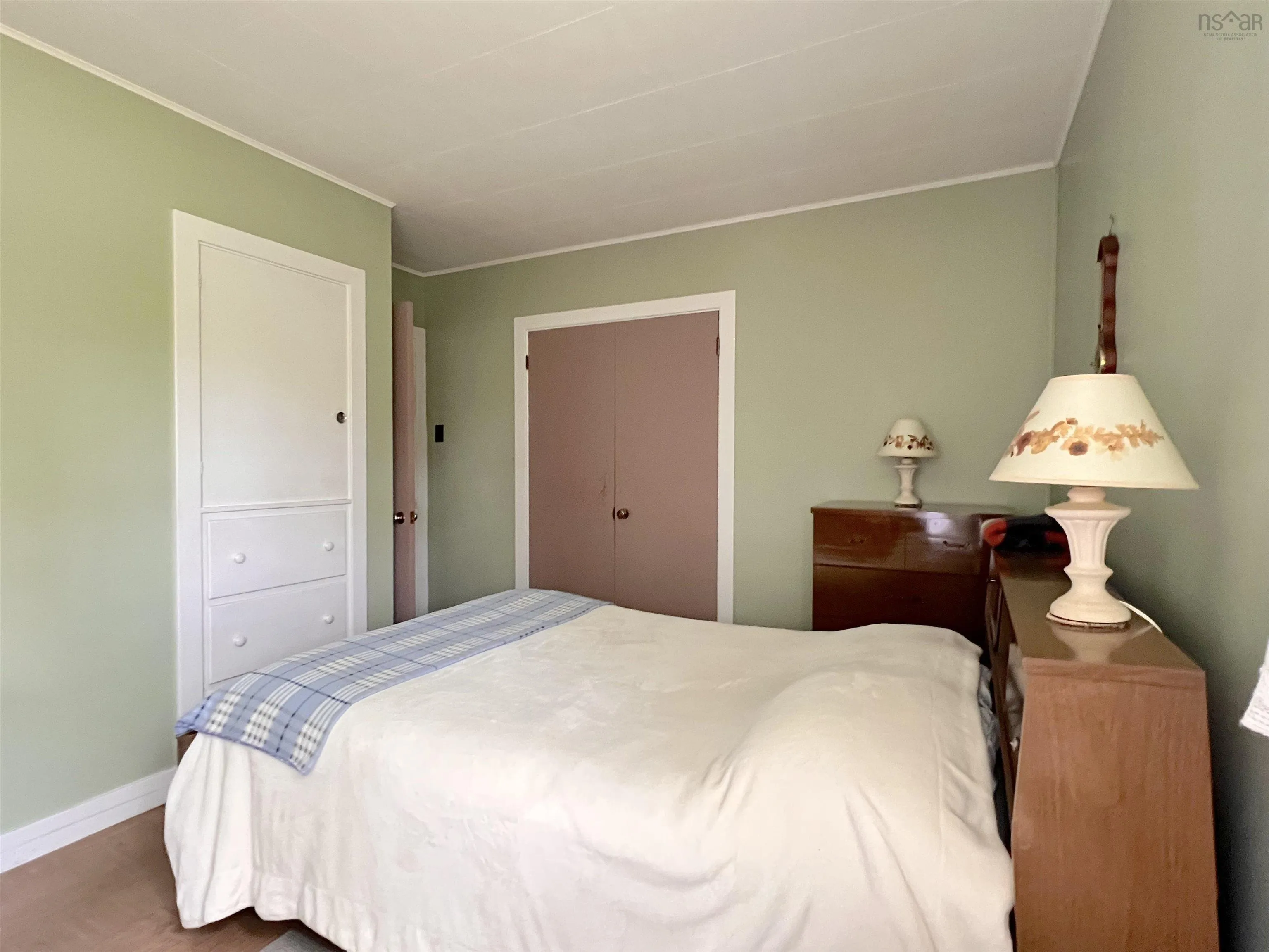 192 Harriet Street, Shelburne, NS B0T 1W0, 3 Bedrooms Bedrooms, ,1 BathroomBathrooms,Residential,For Sale,Harriet,202518579