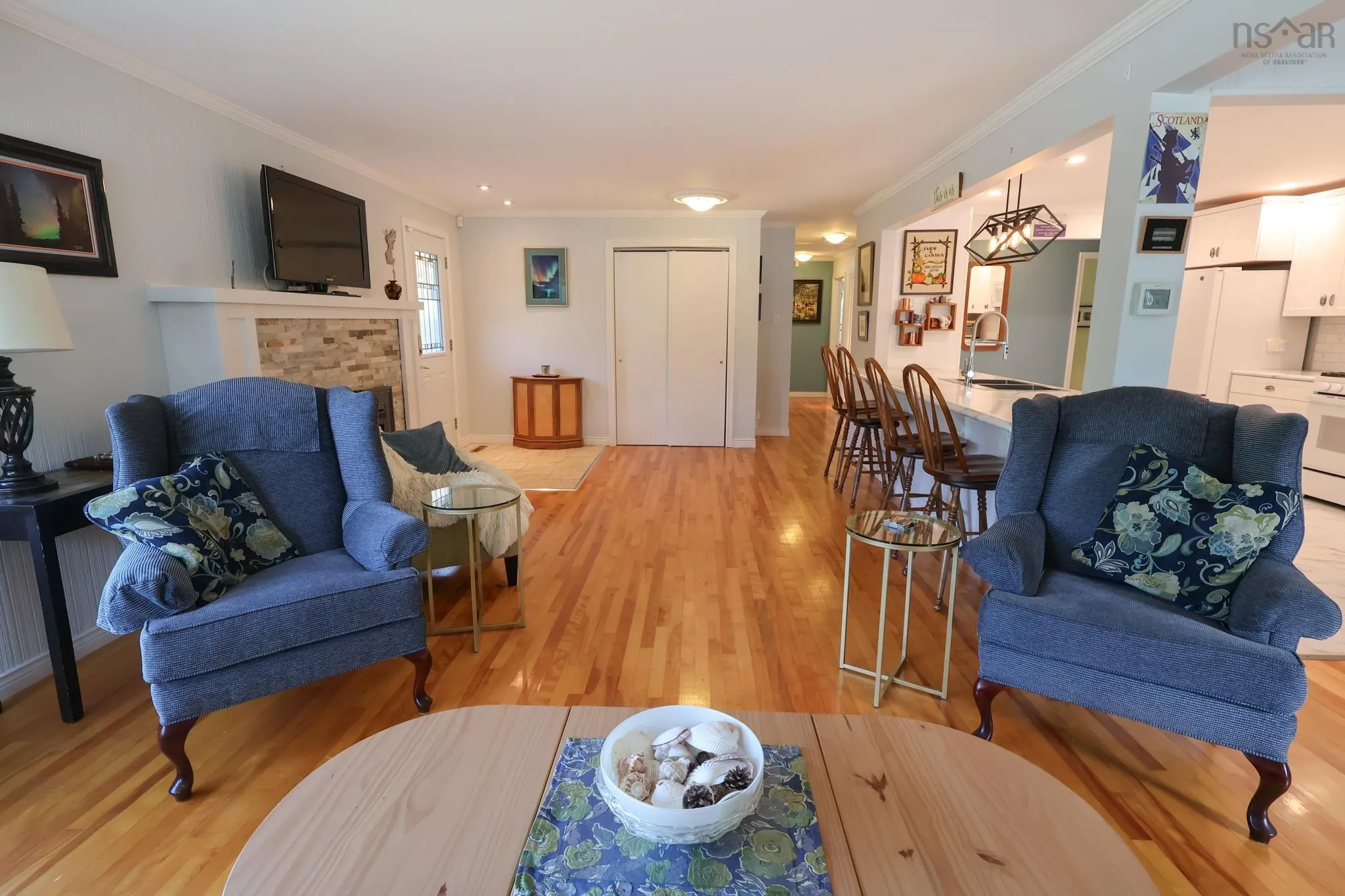 141 Crescent Street, Bridgewater, NS B4V 1K9, 3 Bedrooms Bedrooms, ,2 BathroomsBathrooms,Residential,For Sale,Crescent,202519666