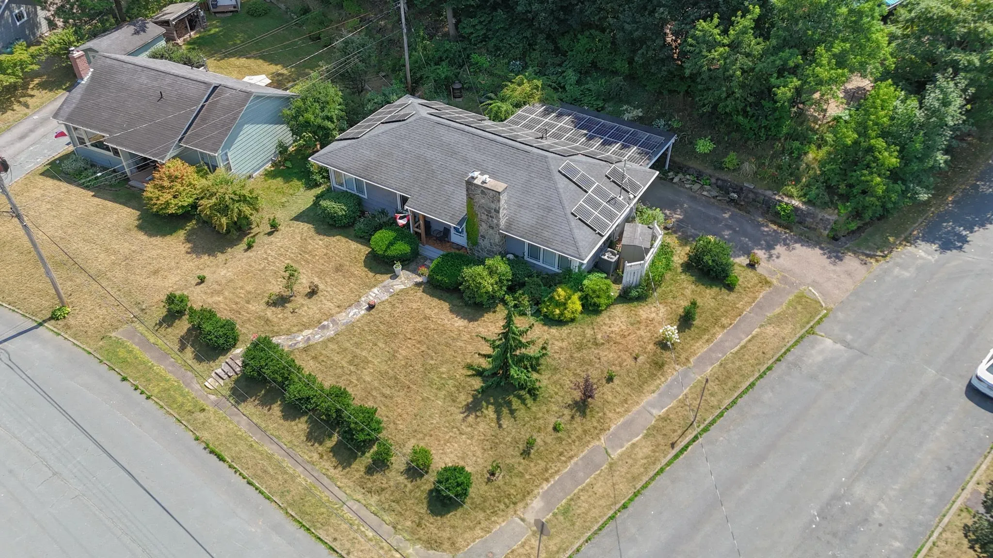 141 Crescent Street, Bridgewater, NS B4V 1K9, 3 Bedrooms Bedrooms, ,2 BathroomsBathrooms,Residential,For Sale,Crescent,202519666