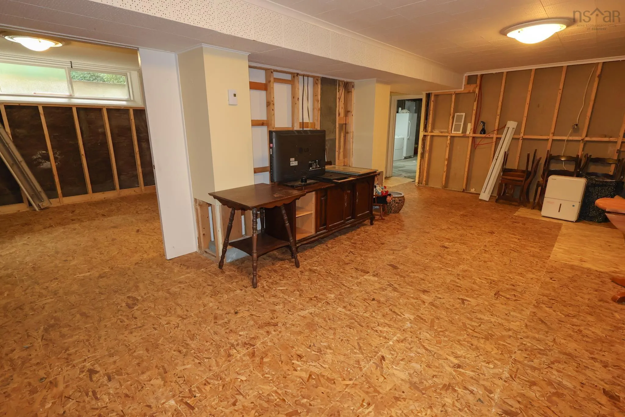 141 Crescent Street, Bridgewater, NS B4V 1K9, 3 Bedrooms Bedrooms, ,2 BathroomsBathrooms,Residential,For Sale,Crescent,202519666